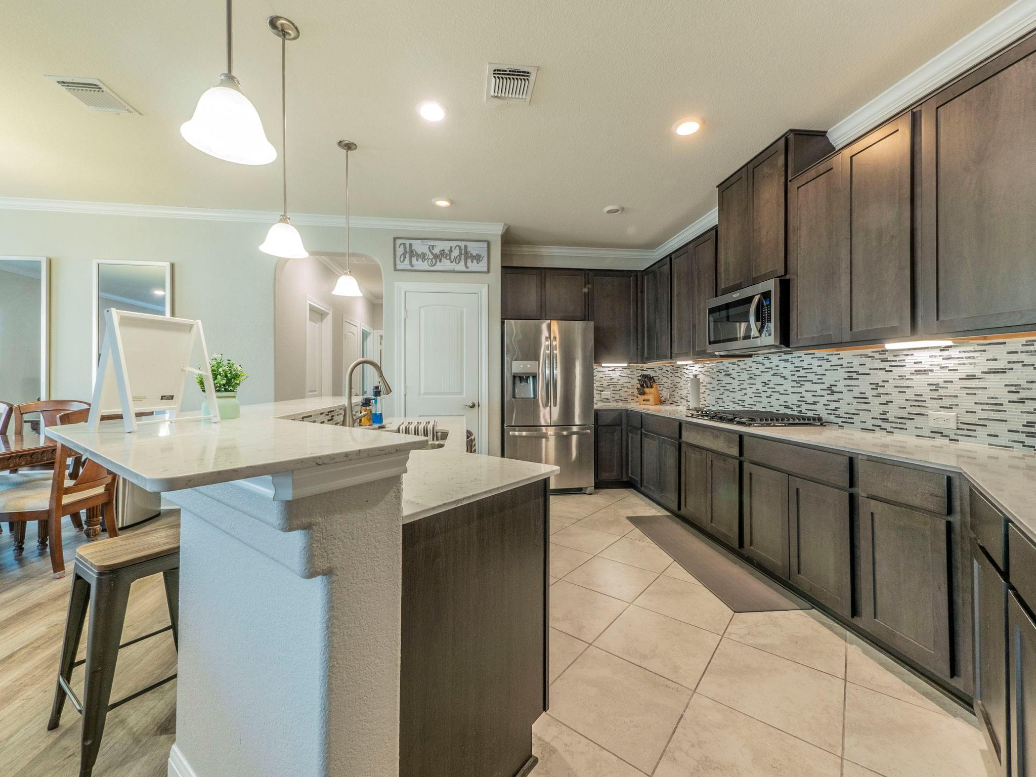 109 Holstein St # 107, Hutto, TX 78634