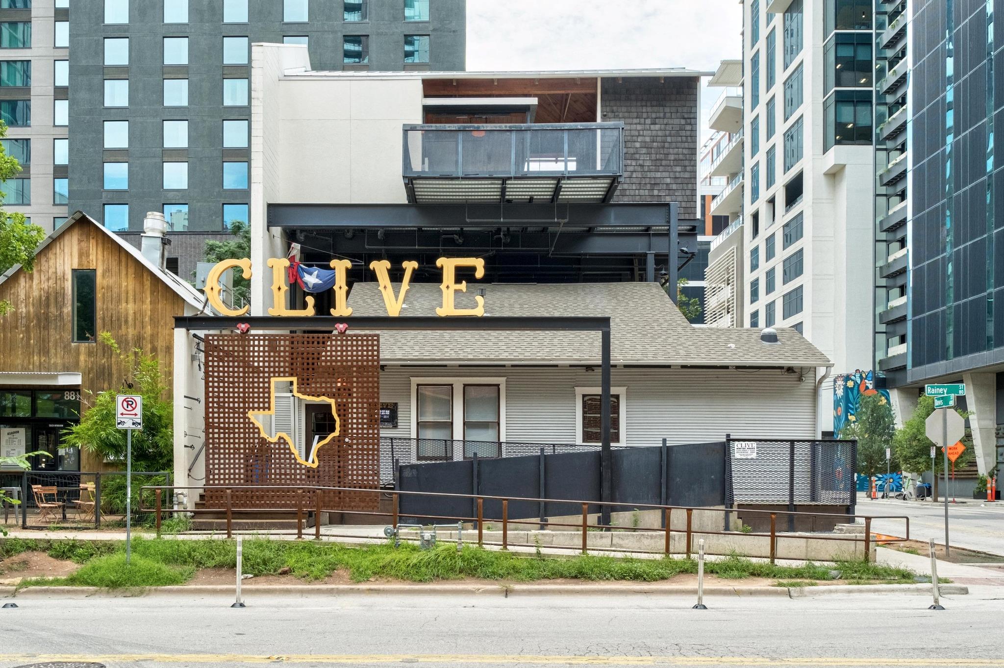 54 Rainey St # 1018, Austin, TX 78701