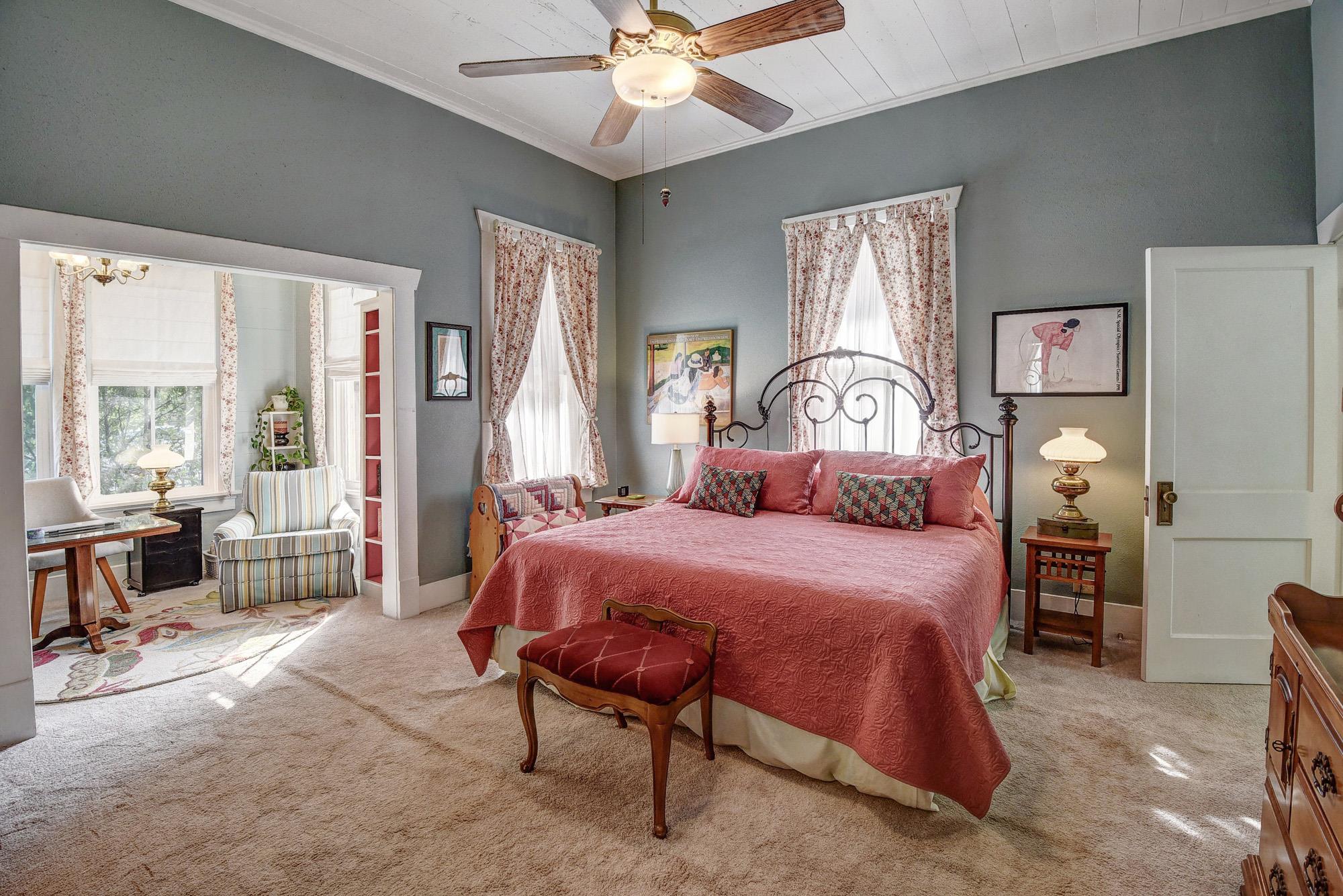 1102 Pecan St, Bastrop, TX 78602