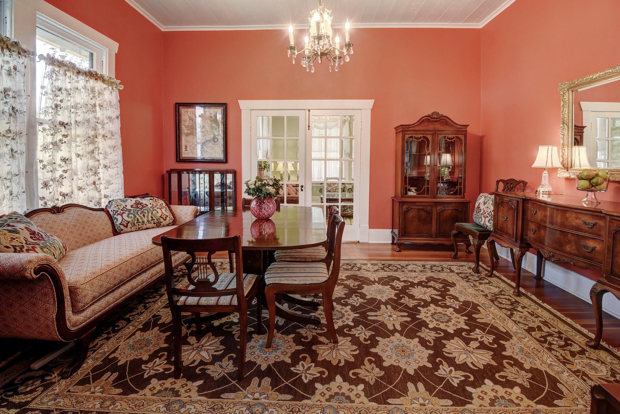 1102 Pecan St, Bastrop, TX 78602