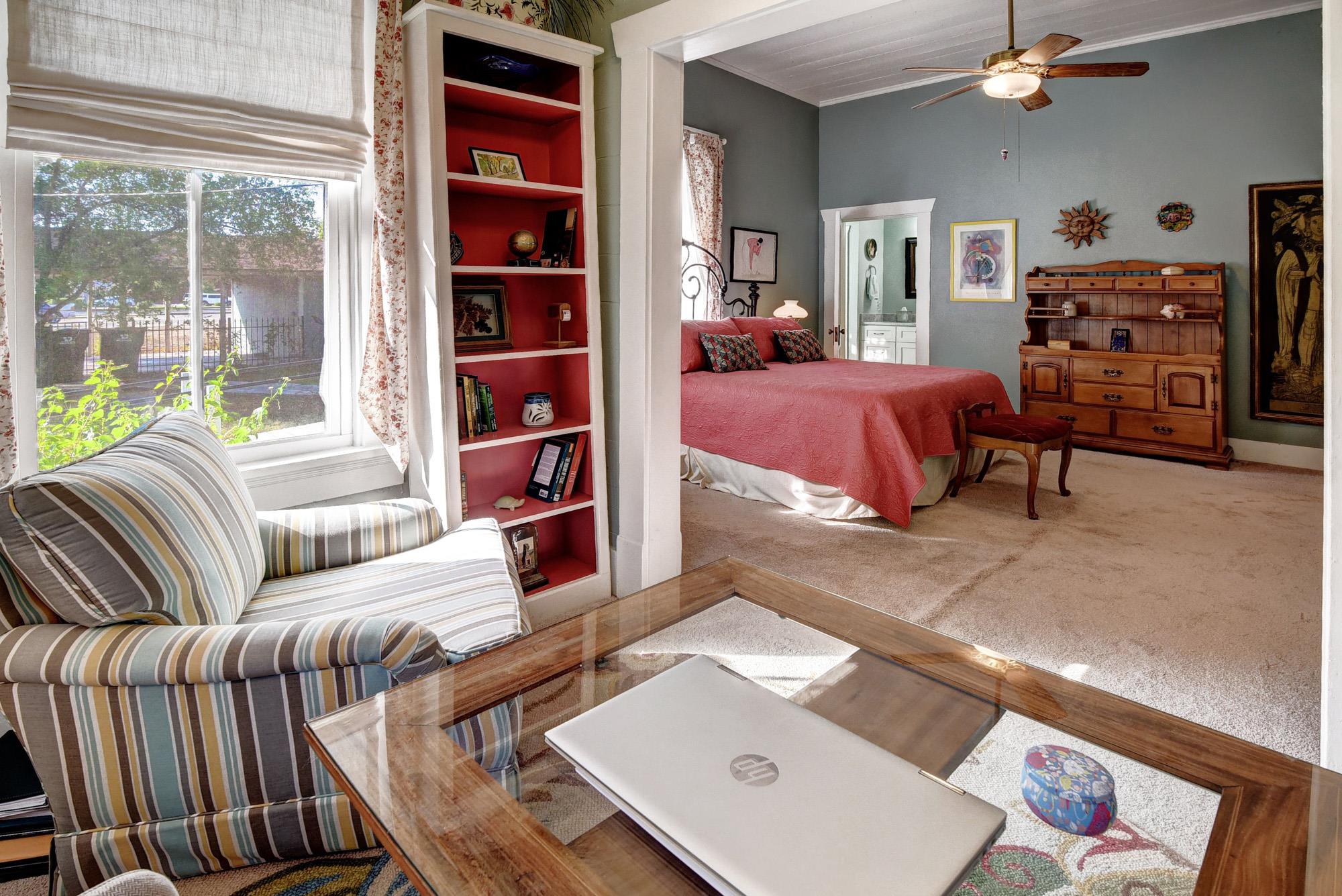 1102 Pecan St, Bastrop, TX 78602