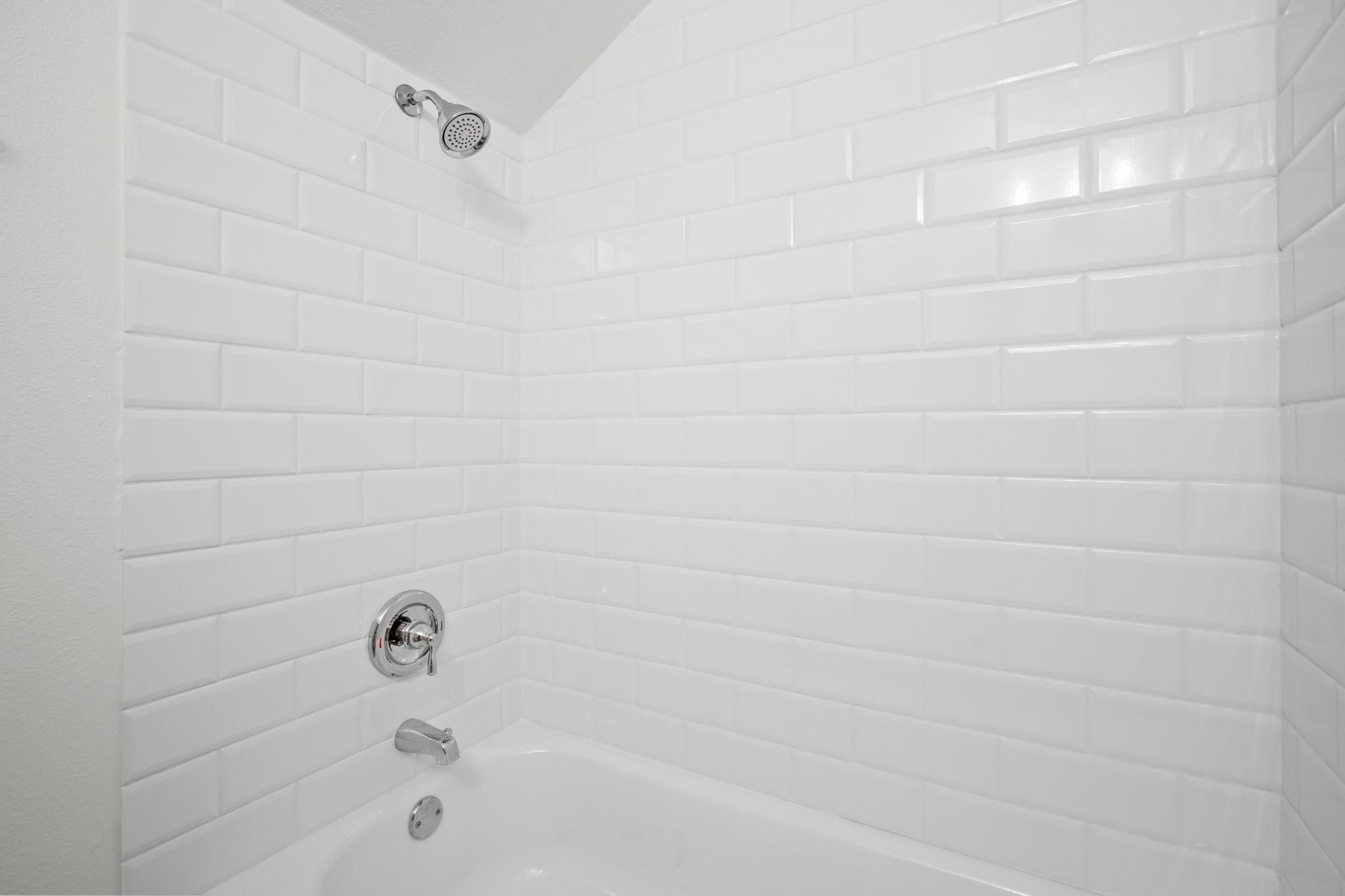 7520 Uray Dr, Austin, TX 78724