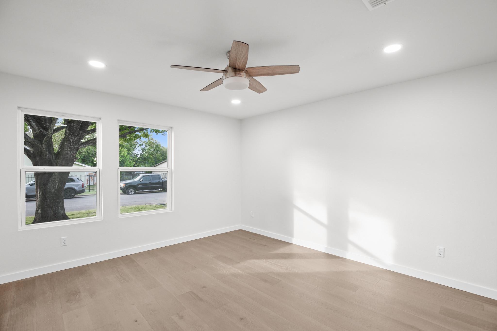 7520 Uray Dr, Austin, TX 78724