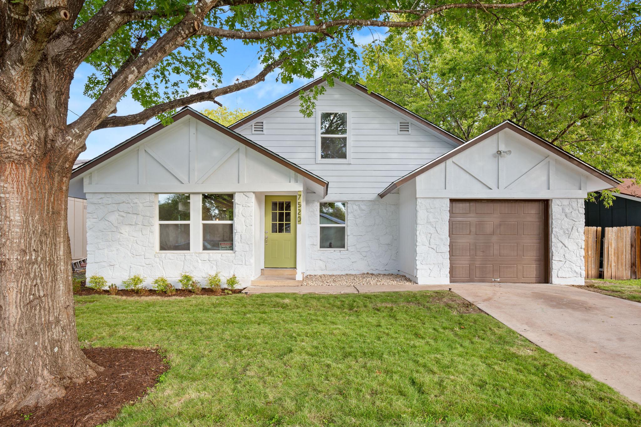 7520 Uray Dr, Austin, TX 78724