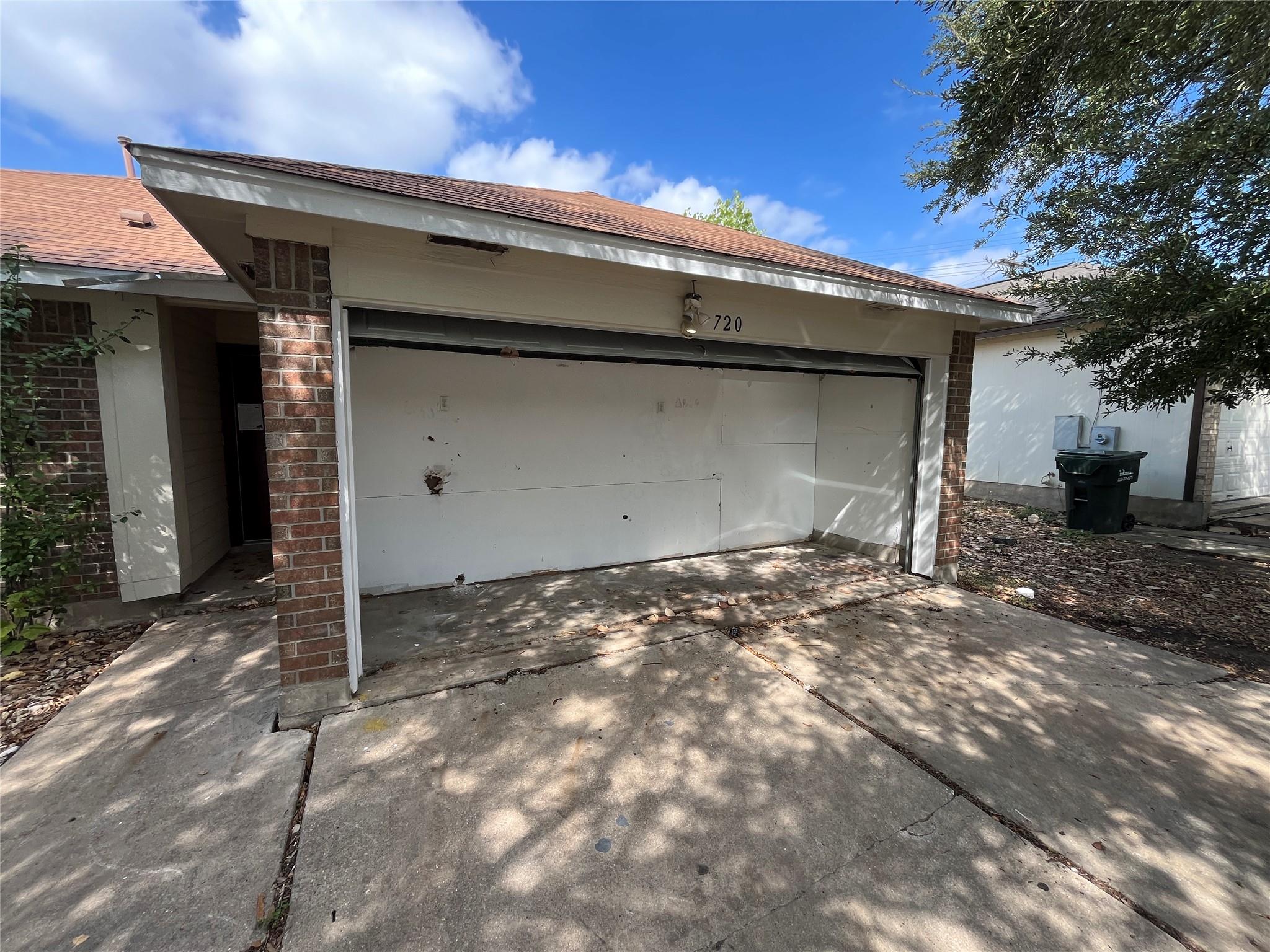 720 Brandi Cir, Kyle, TX 78610