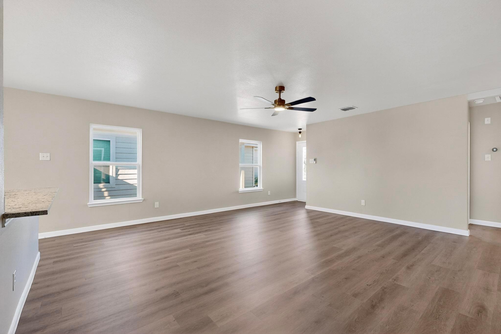 606 Aplite Pass, Maxwell, TX 78656