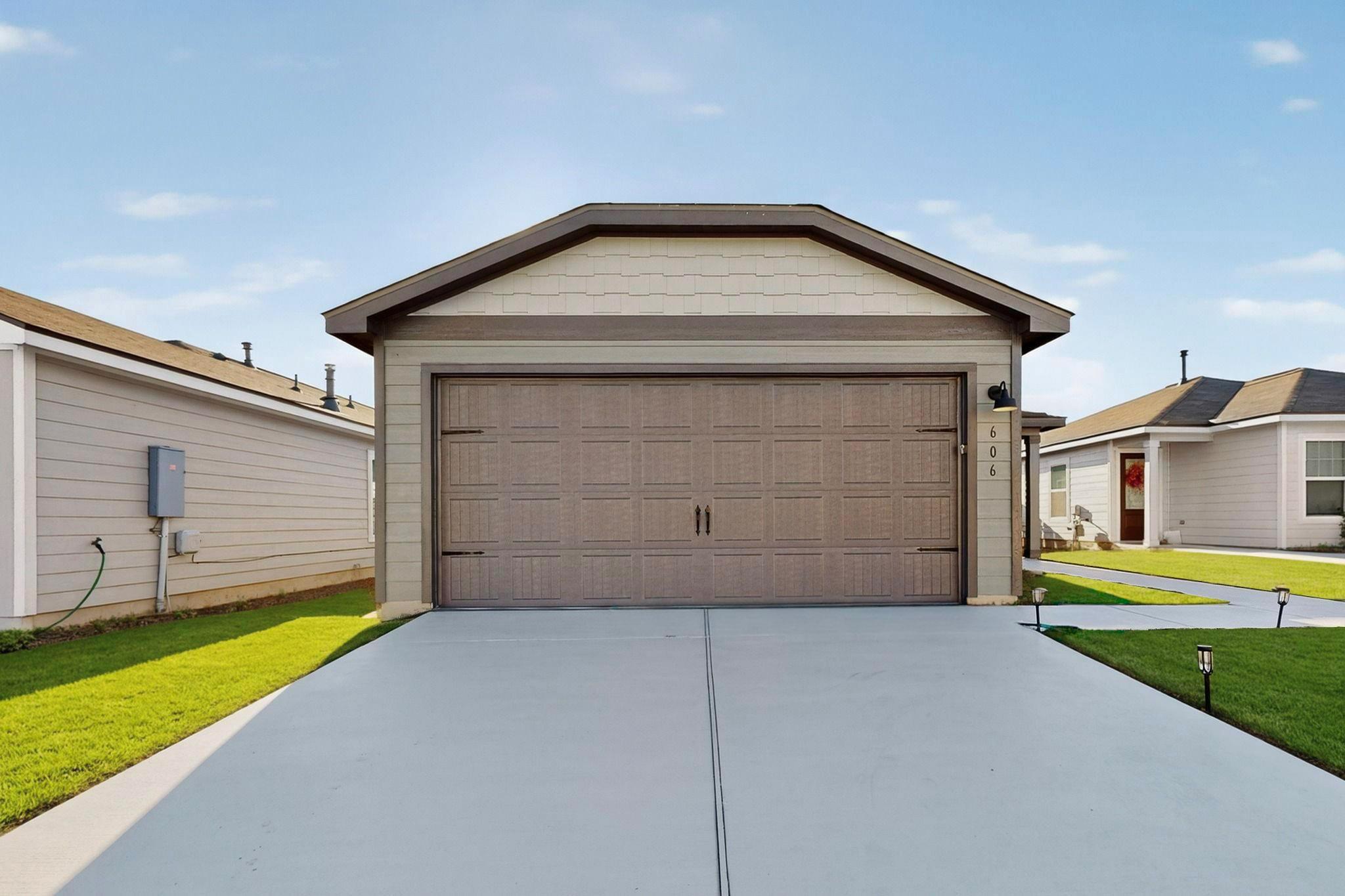 606 Aplite Pass, Maxwell, TX 78656