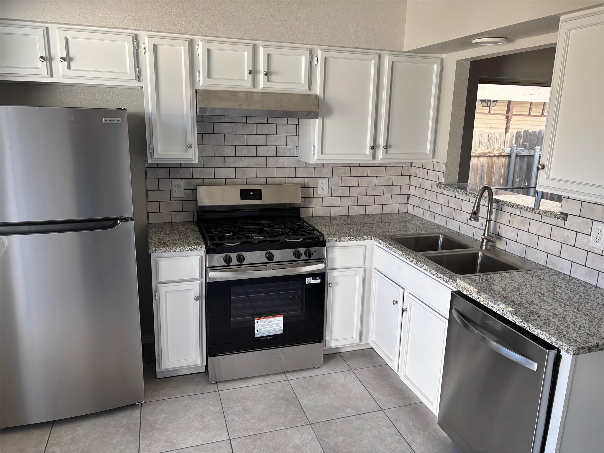 8203 West Gate Blvd # A and B, Austin, TX 78745