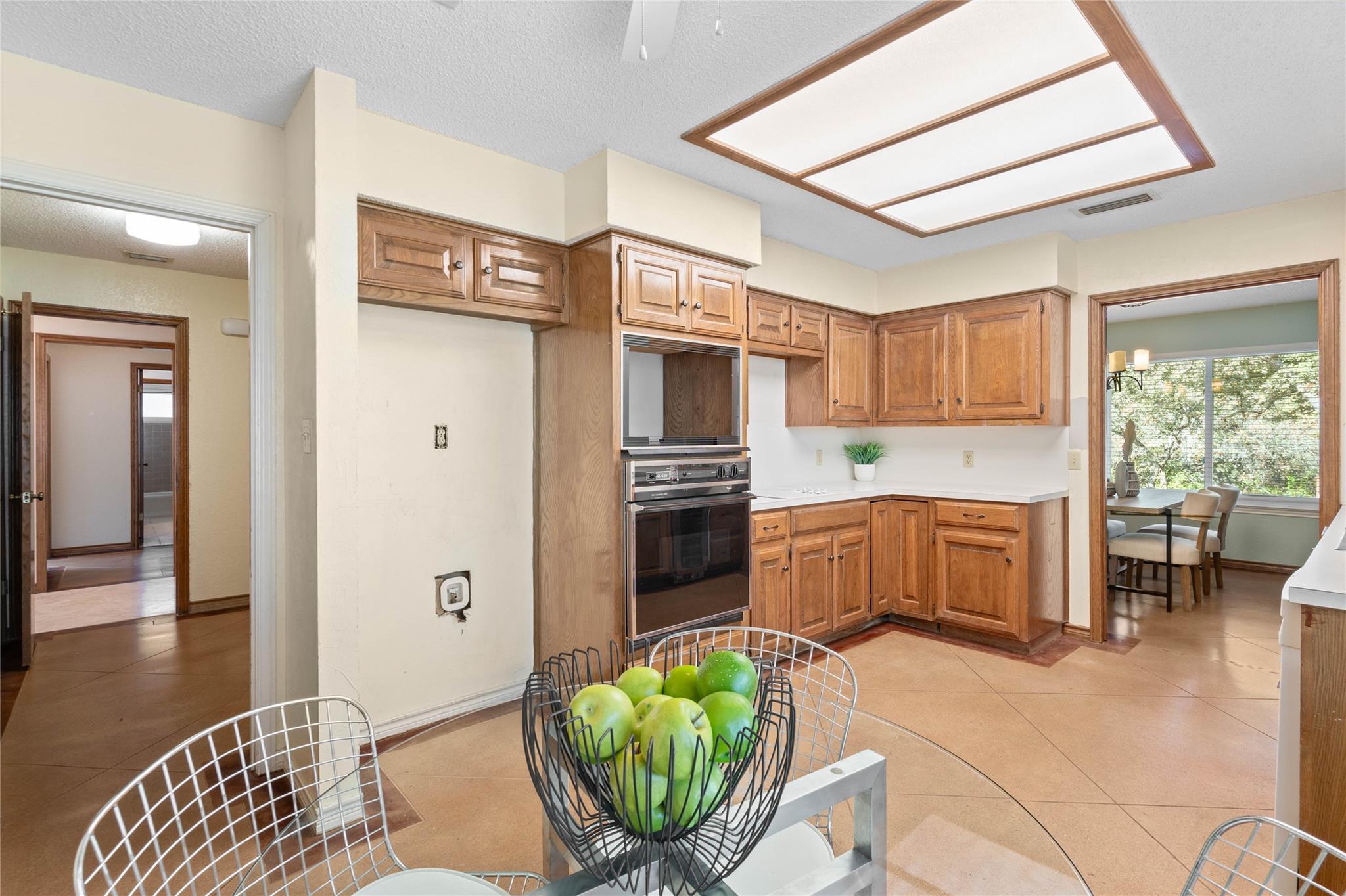 11302 Aloysia Dr, Austin, TX 78748