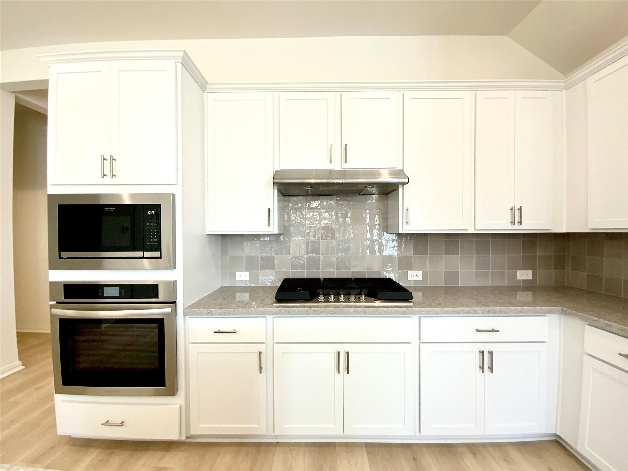 247 Du Bois Ln, Kyle, TX 78640