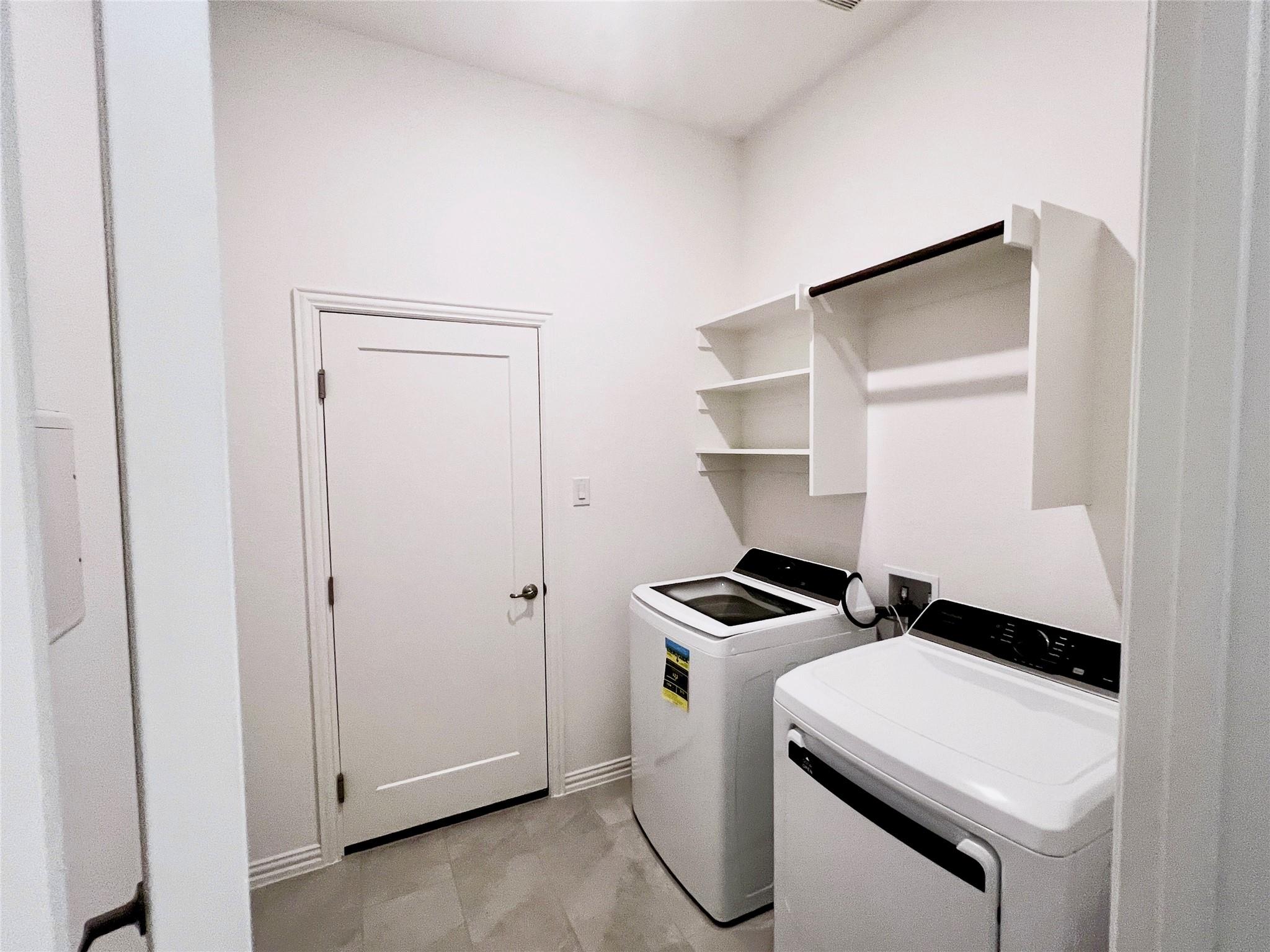 247 Du Bois Ln, Kyle, TX 78640