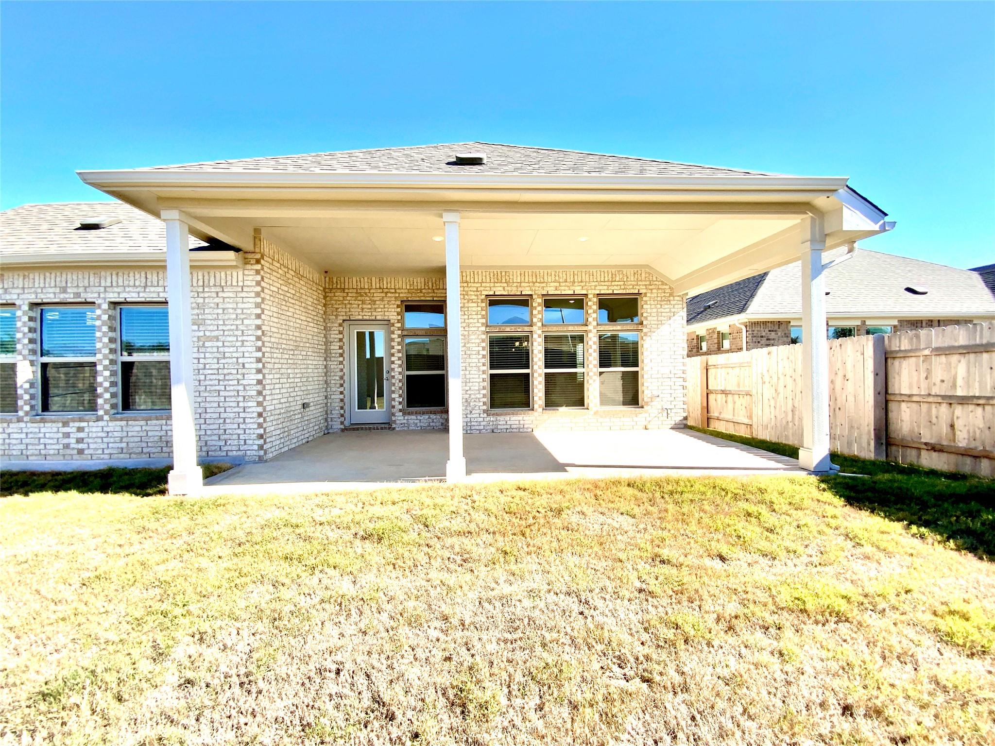 247 Du Bois Ln, Kyle, TX 78640