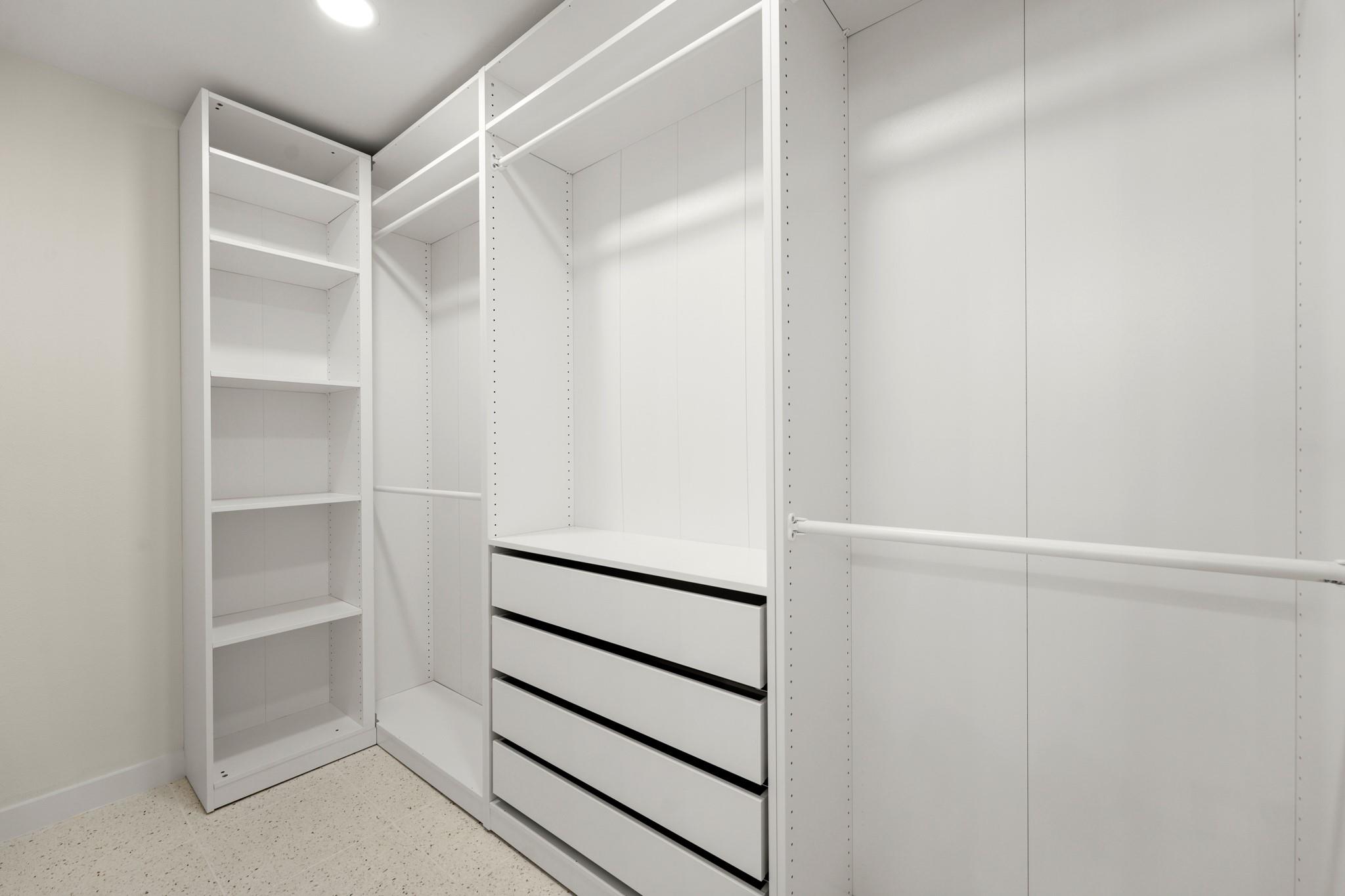 11315 Menodora Dr, Austin, TX 78748