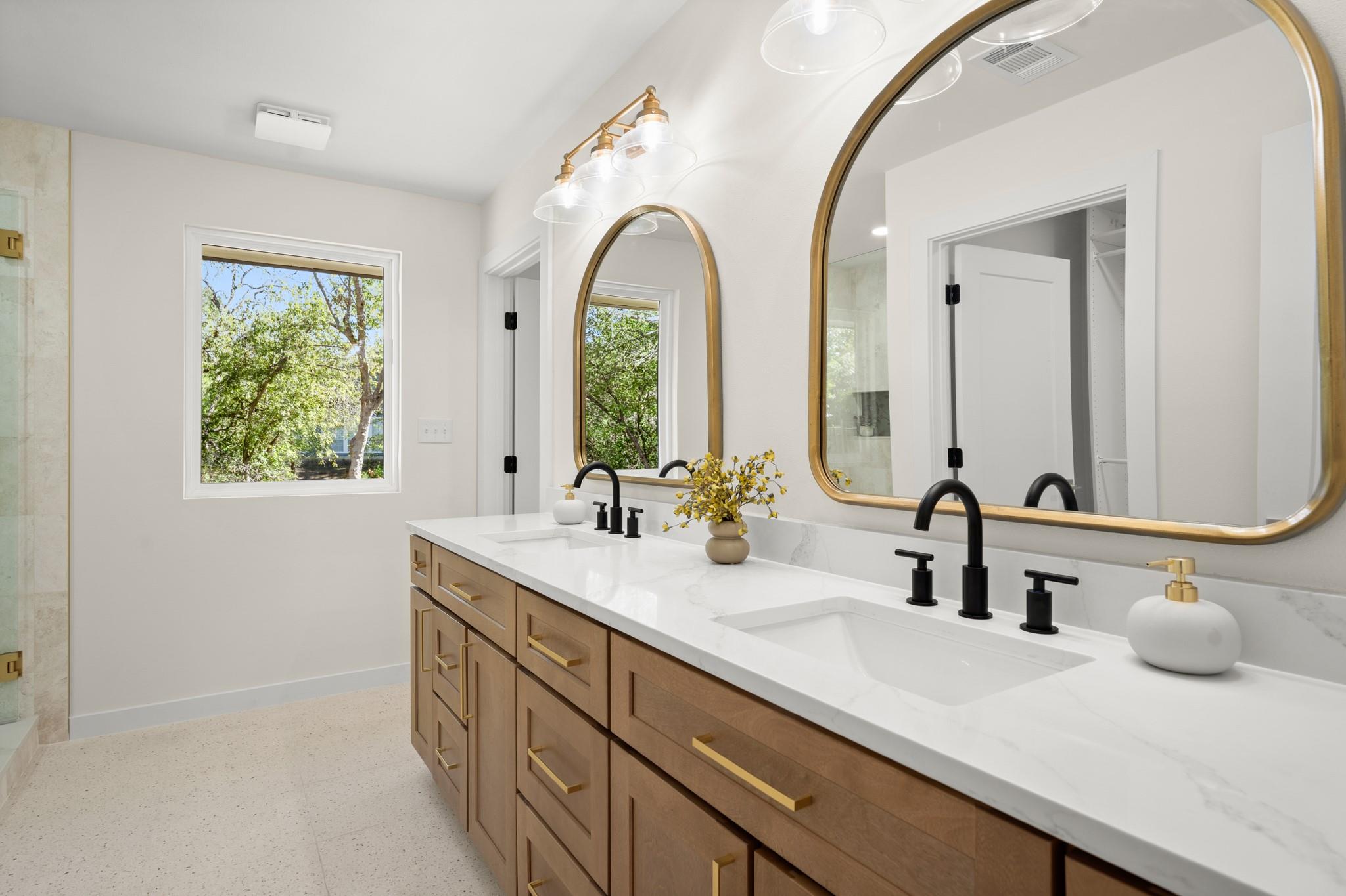 11315 Menodora Dr, Austin, TX 78748