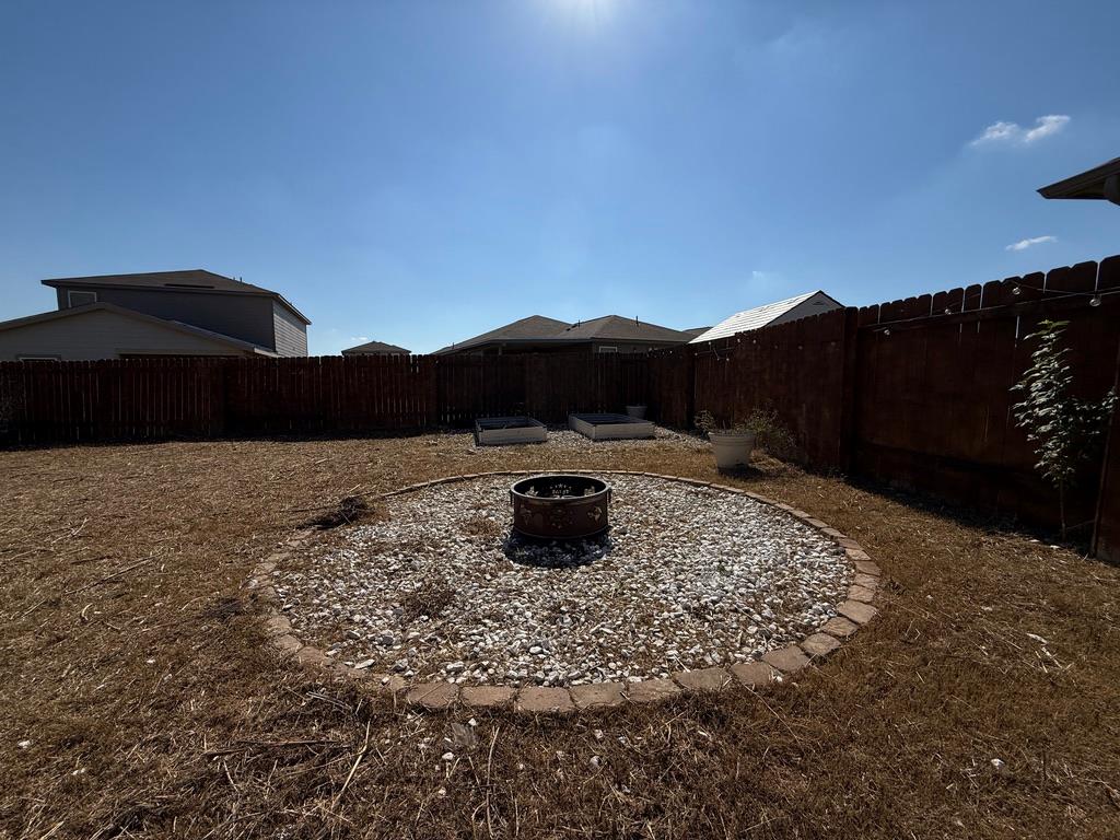 709 Yearwood Ln # 48E, Jarrell, TX 76537