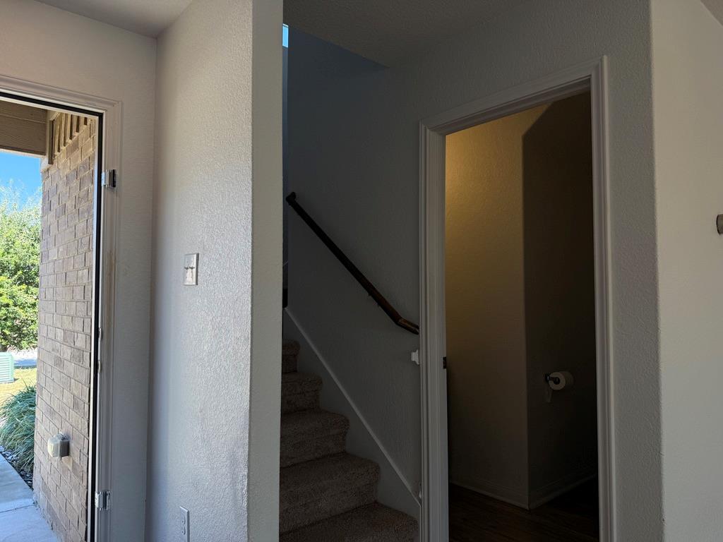 709 Yearwood Ln # 48E, Jarrell, TX 76537