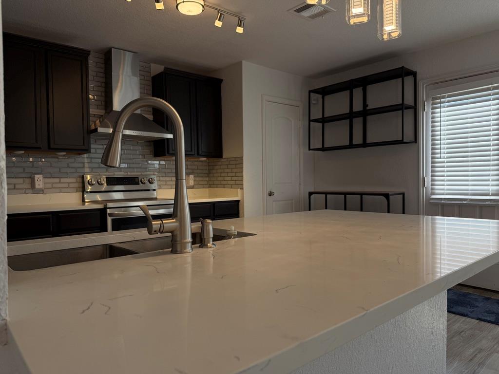 709 Yearwood Ln # 48E, Jarrell, TX 76537