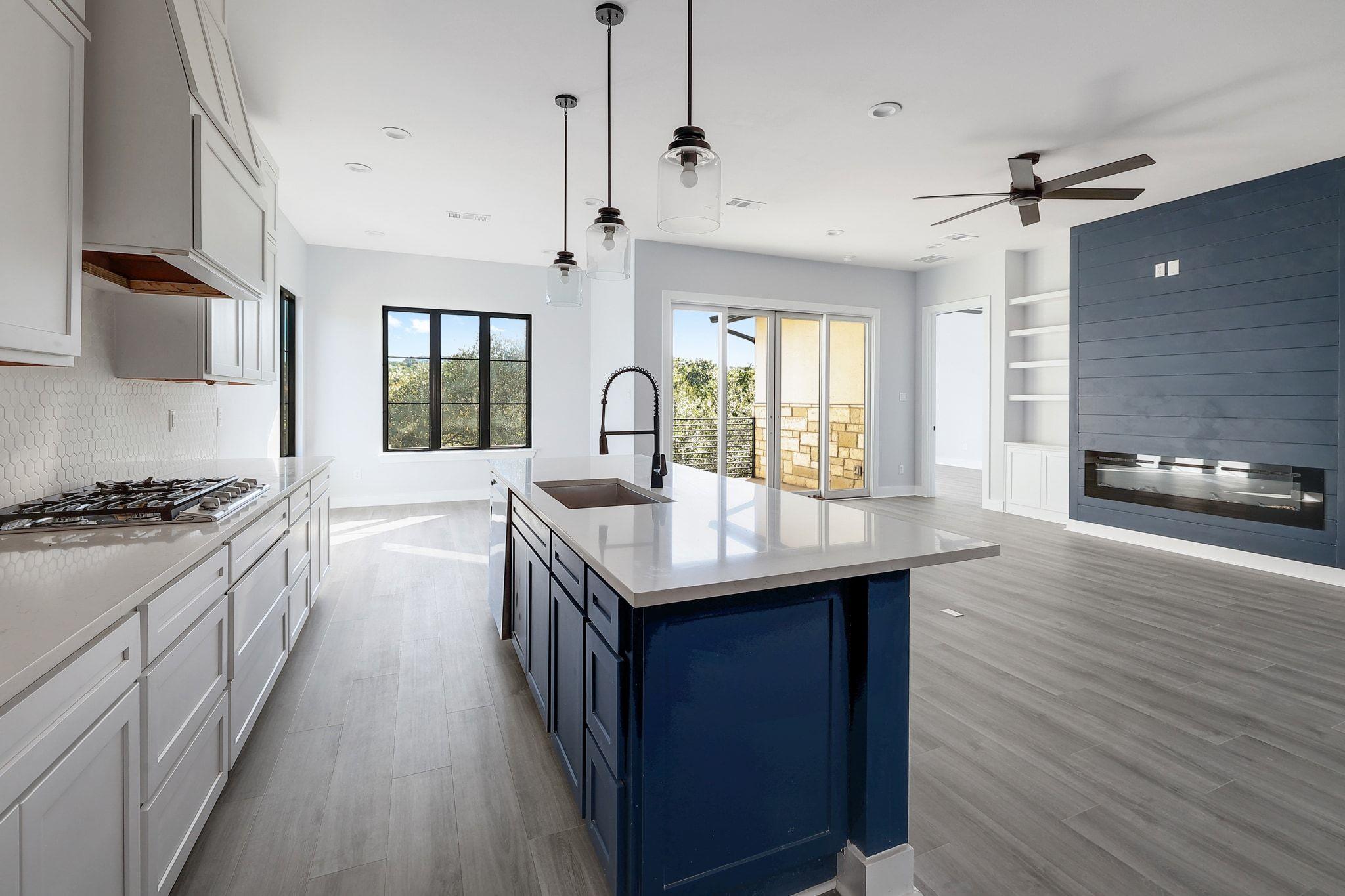 5717 Lost Horizon Dr # 2, Austin, TX 78759