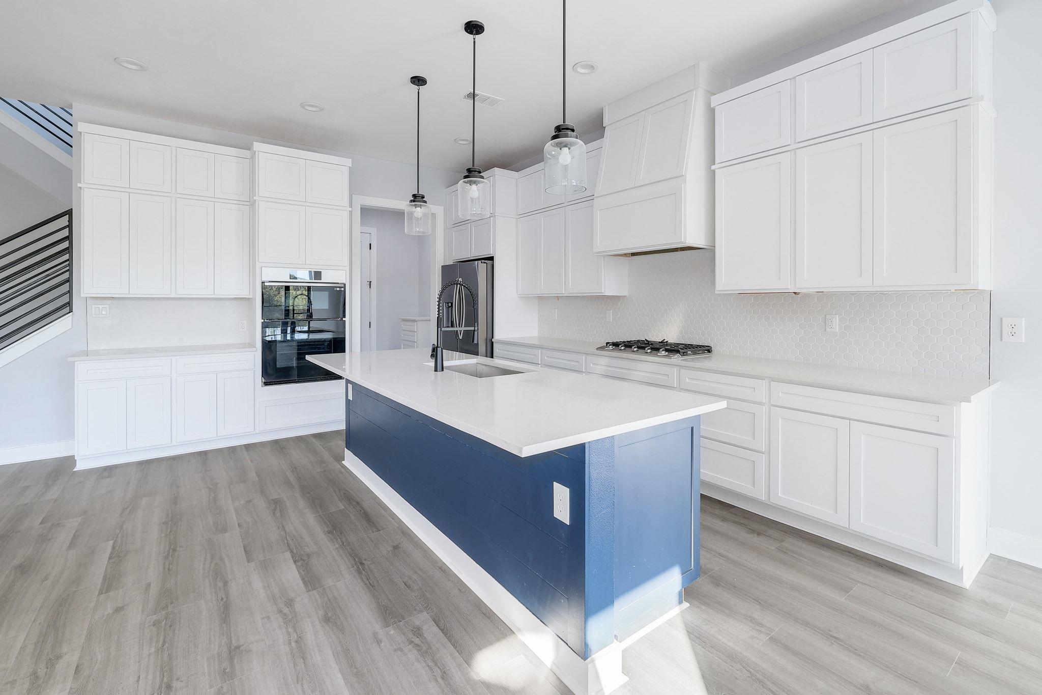 5717 Lost Horizon Dr # 2, Austin, TX 78759