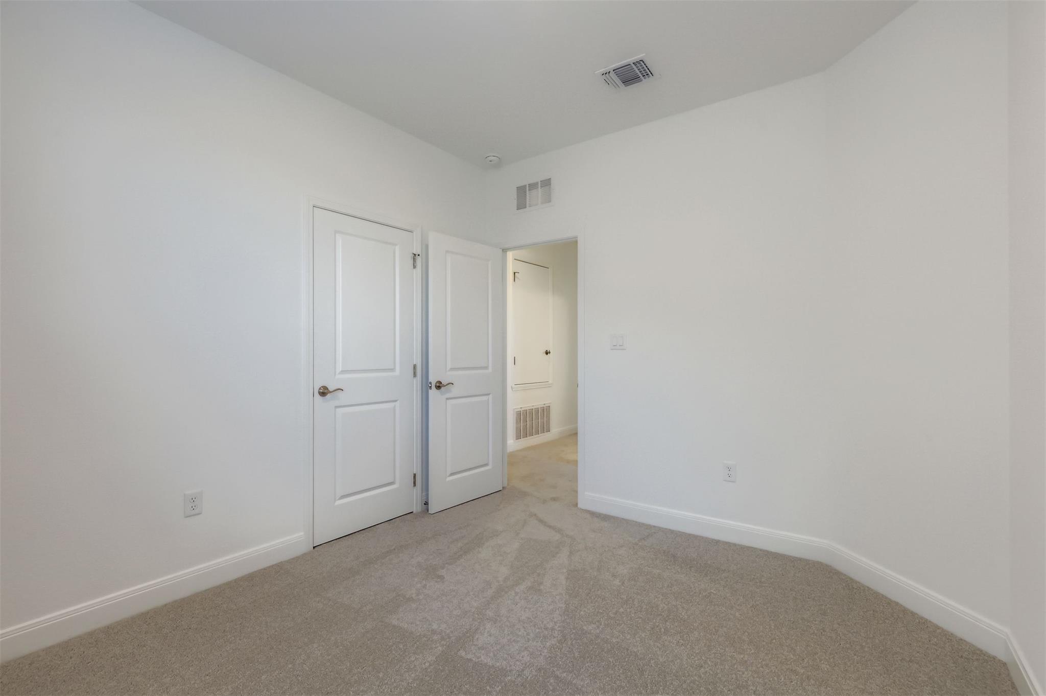 517 Madelines Meadow Ln, Georgetown, TX 78626