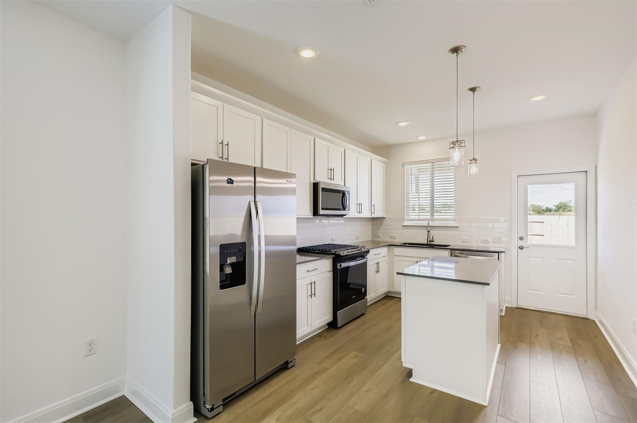 517 Madelines Meadow Ln, Georgetown, TX 78626