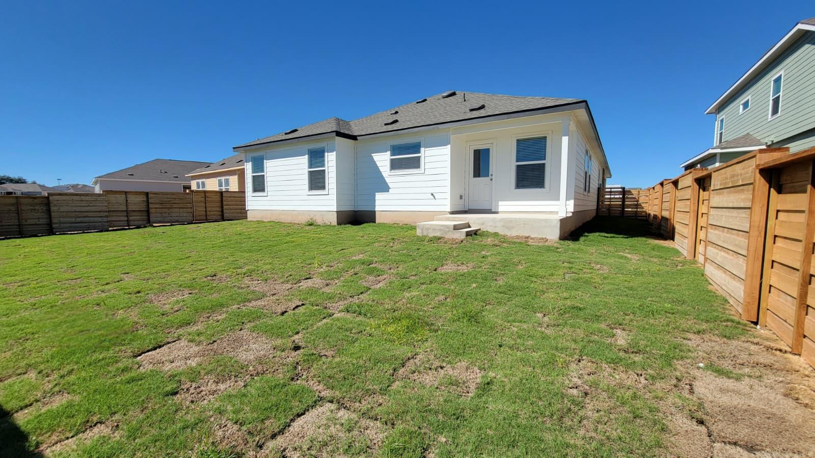 300 DREYER, Kyle, TX 78640