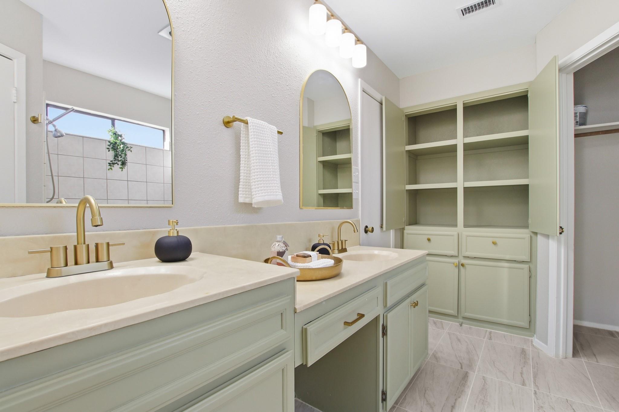 1108 Peach Tree Cv, Round Rock, TX 78681