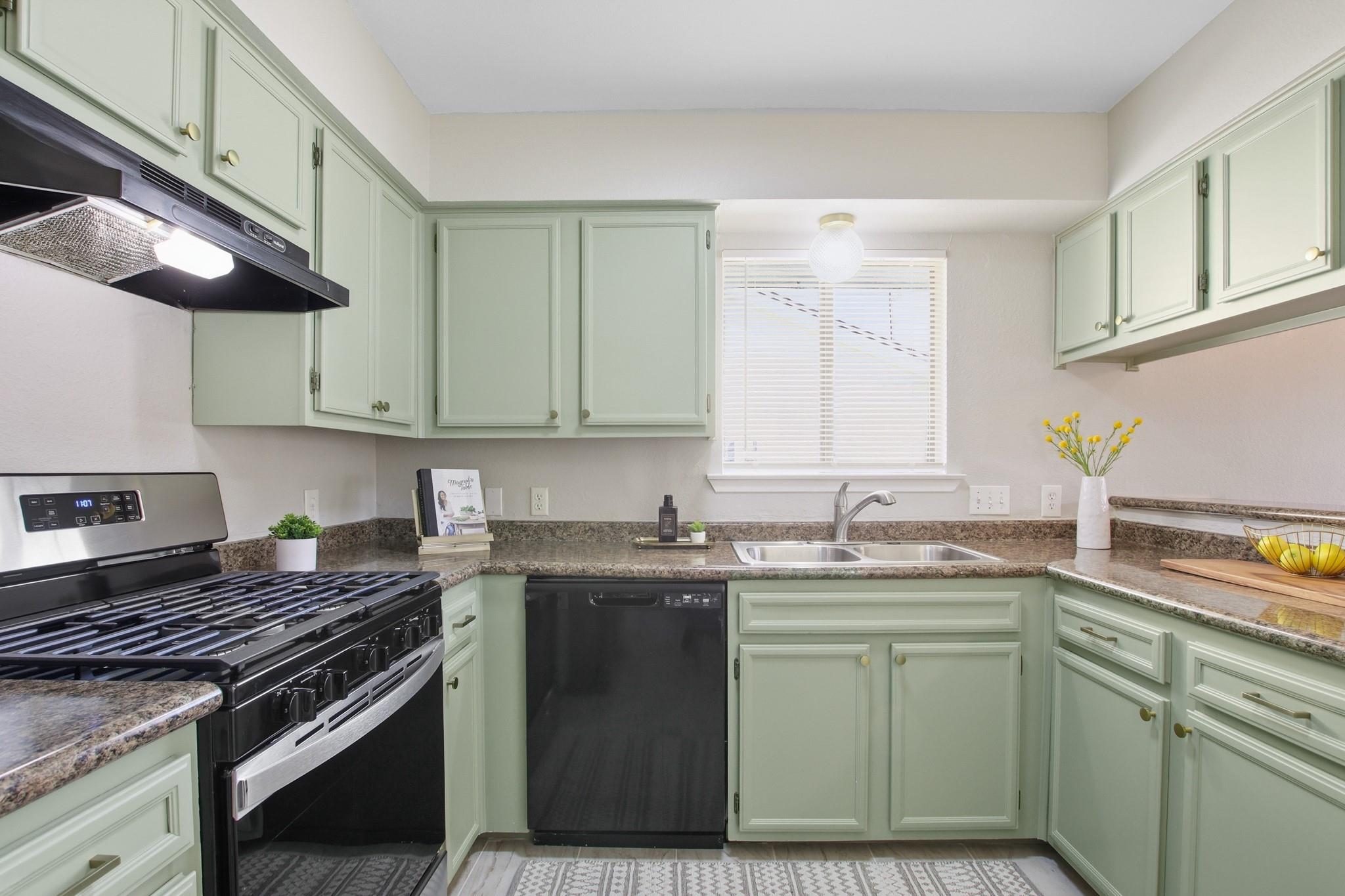 1108 Peach Tree Cv, Round Rock, TX 78681