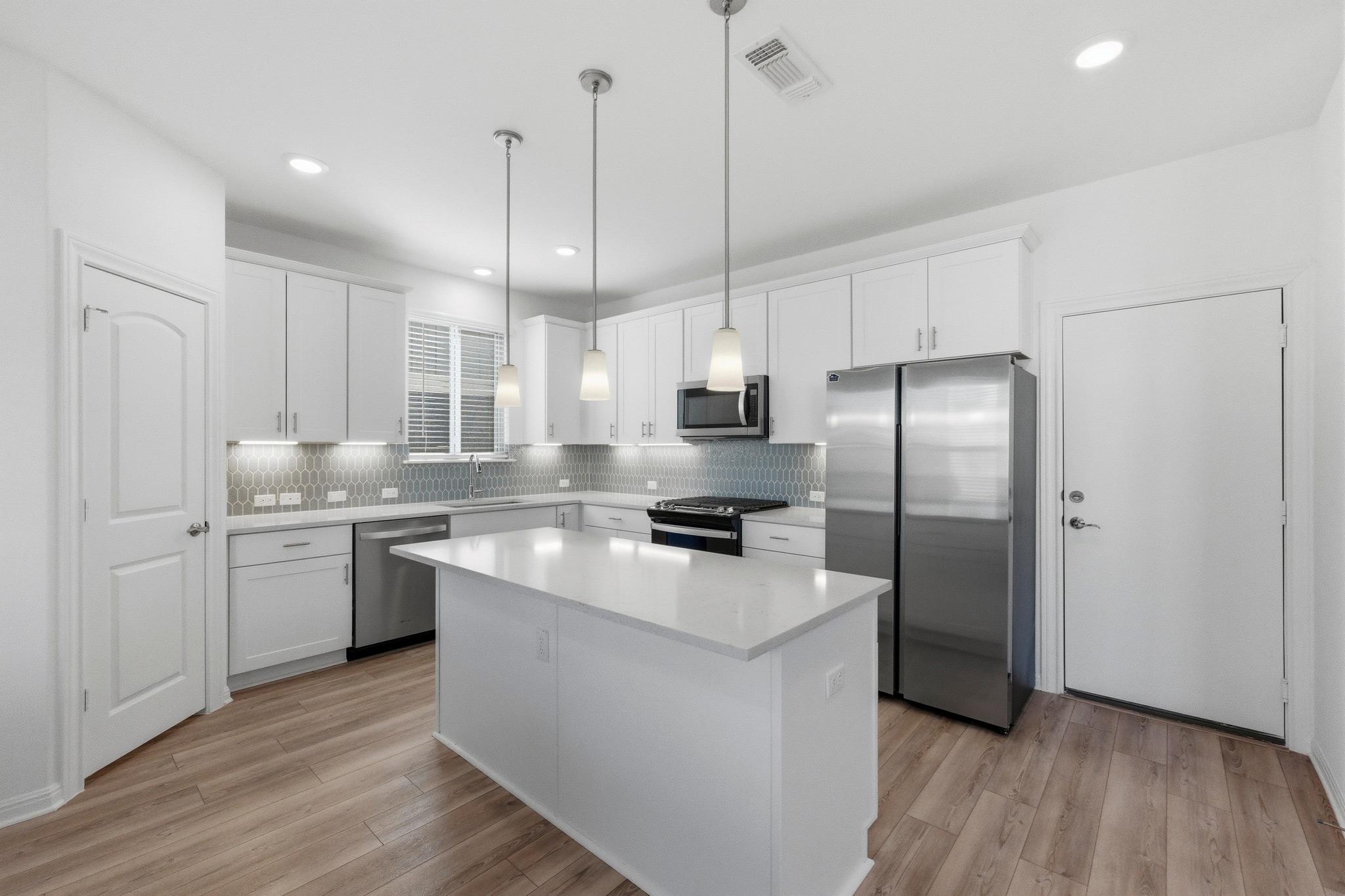 5408 Mars Ln, Austin, TX 78724