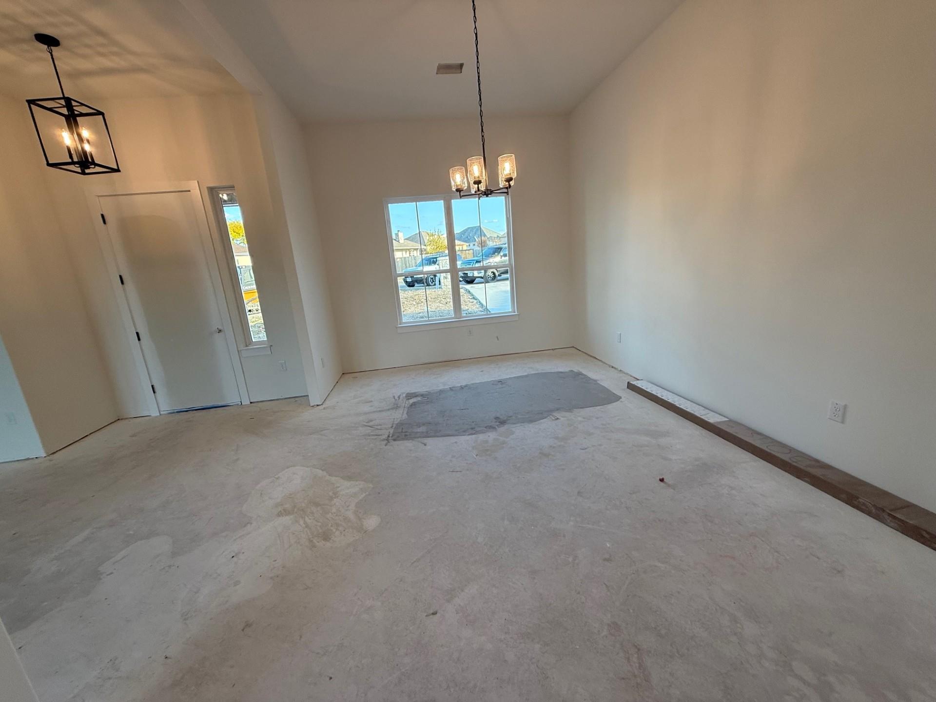 406 Hogans Place Pl, Meadowlakes, TX 78654