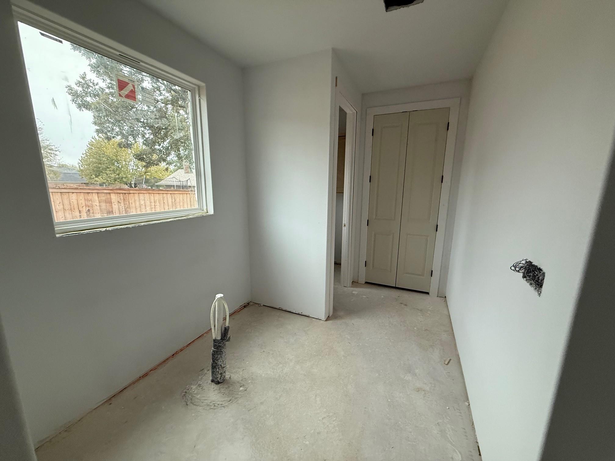 406 Hogans Place Pl, Meadowlakes, TX 78654