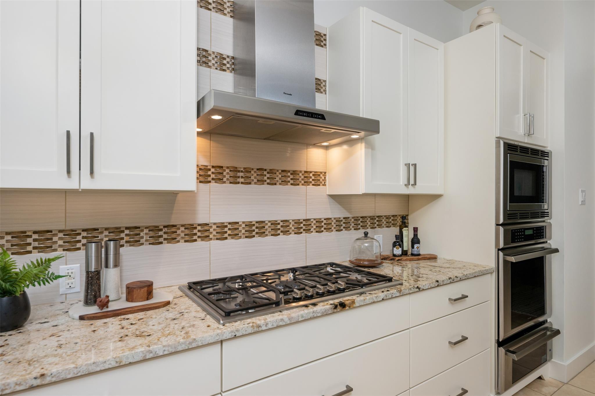 625 Sunfish St, Lakeway, TX 78734