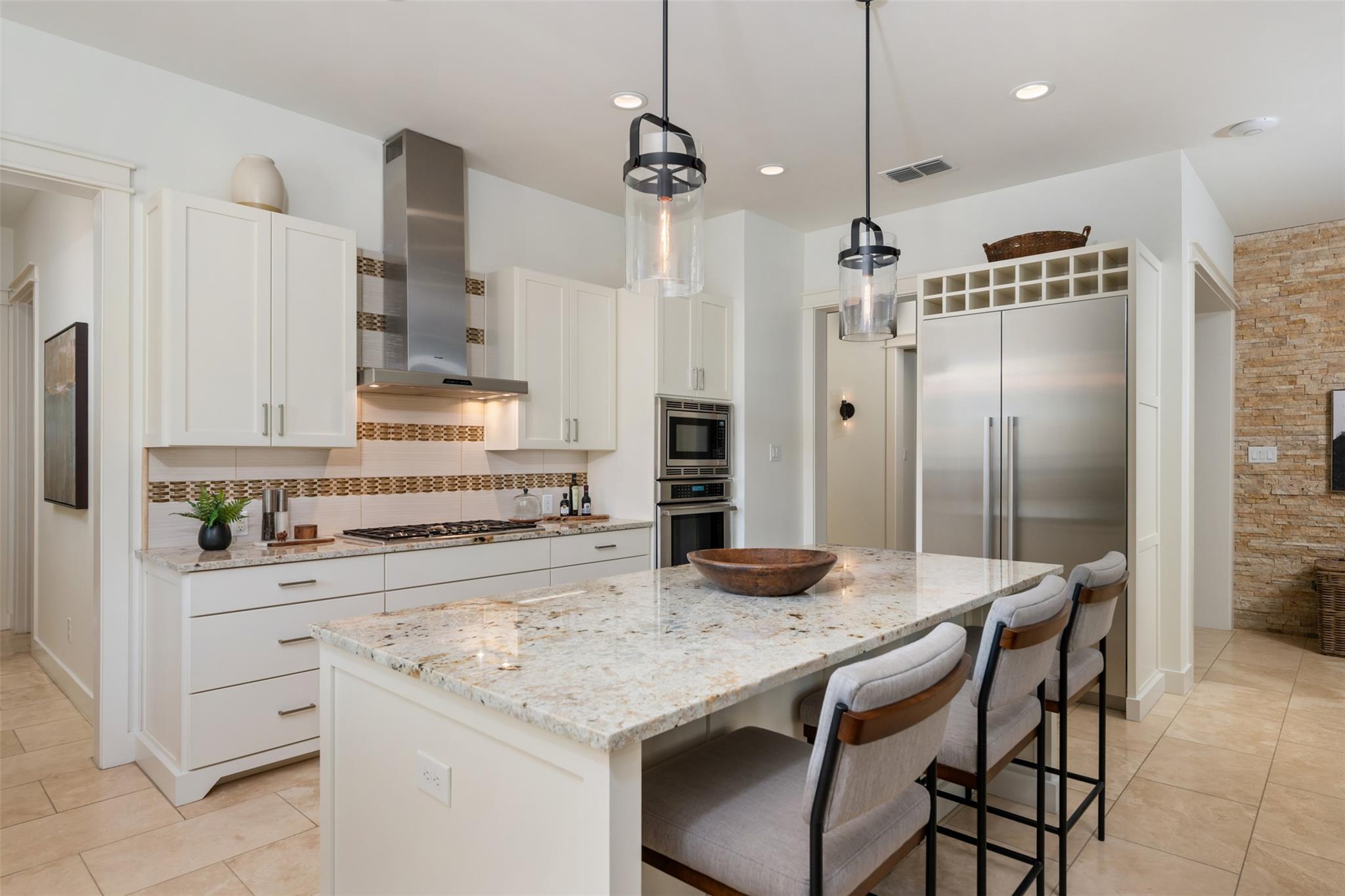 625 Sunfish St, Lakeway, TX 78734