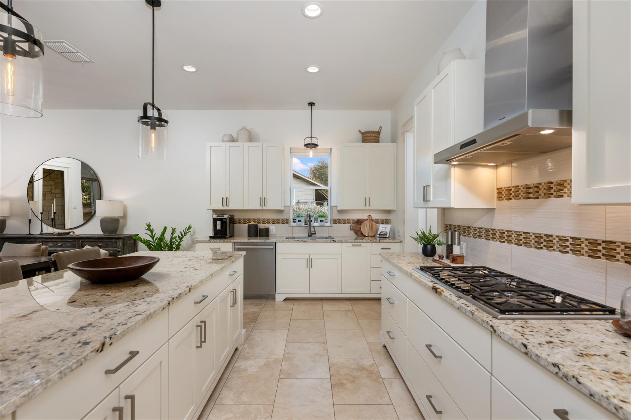 625 Sunfish St, Lakeway, TX 78734