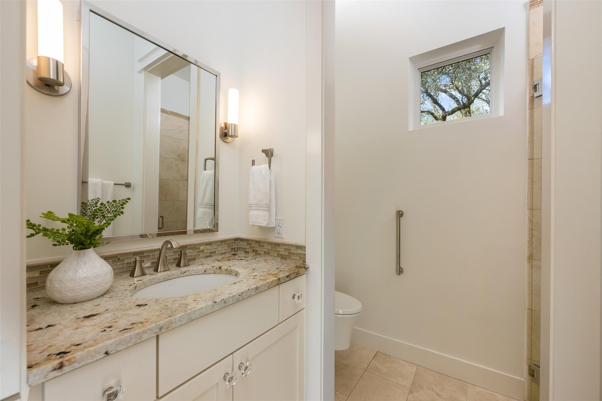 625 Sunfish St, Lakeway, TX 78734