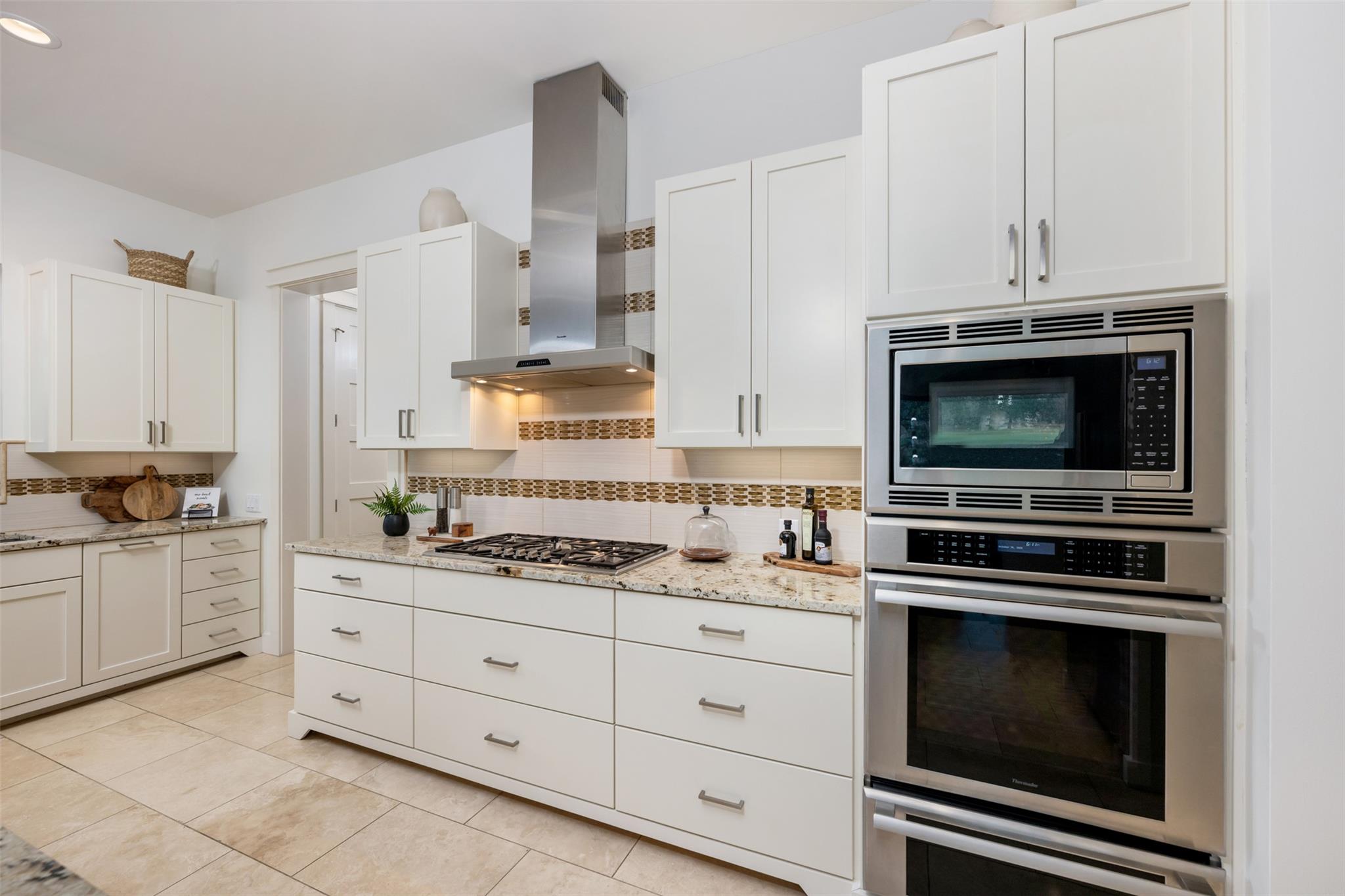 625 Sunfish St, Lakeway, TX 78734