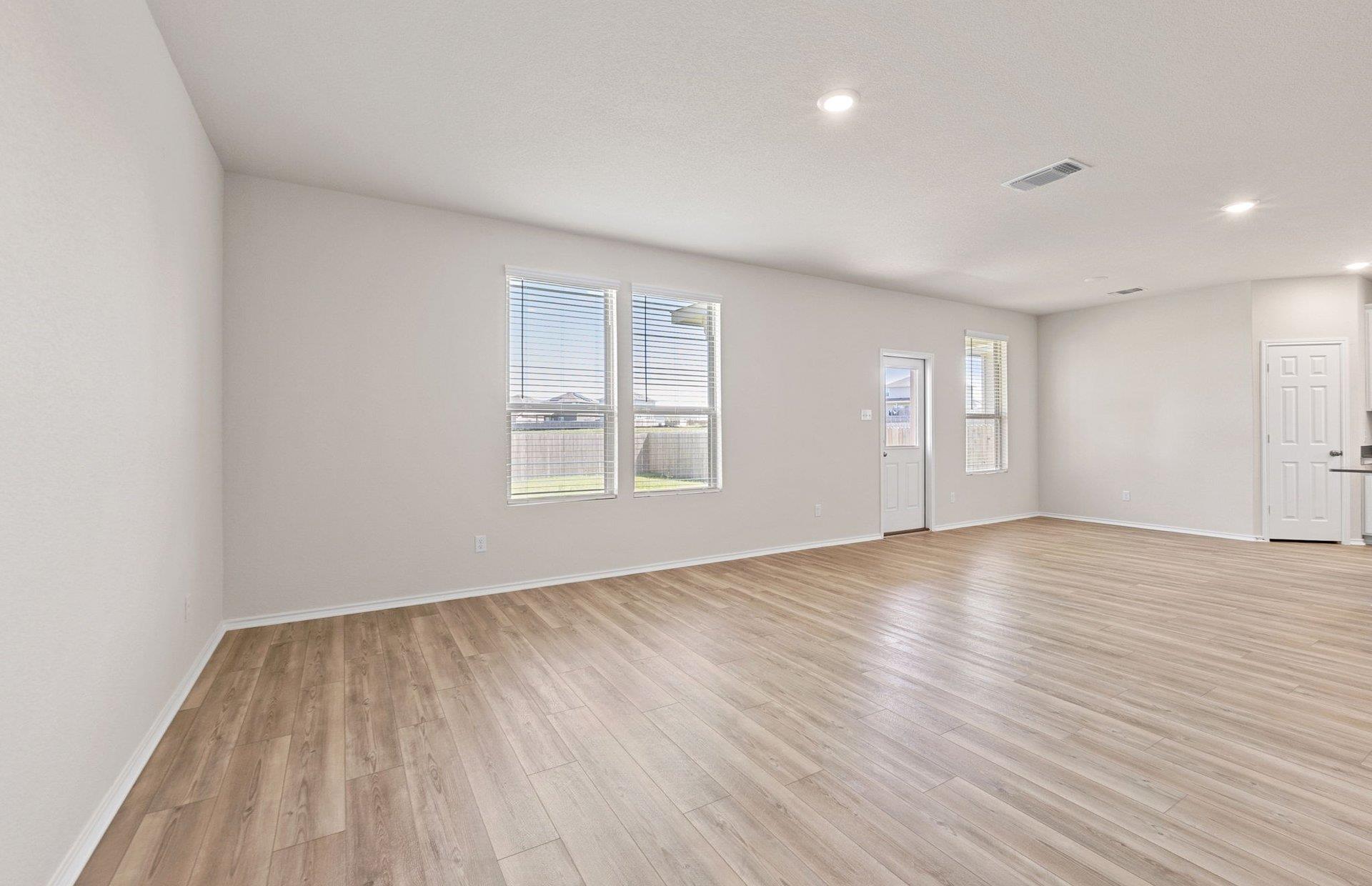 337 Sullivan Way, Elgin, TX 78621