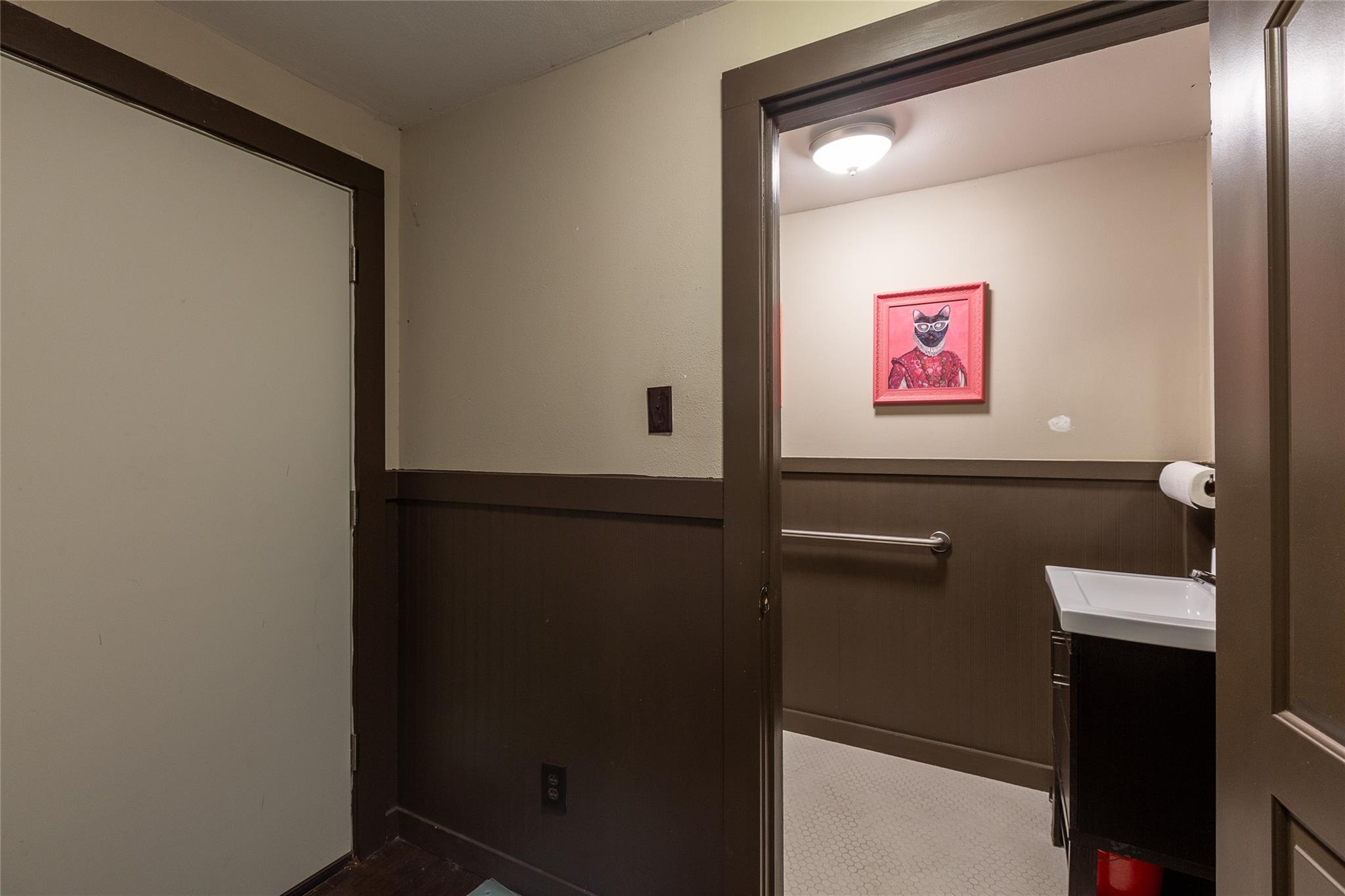 9086 Jollyville Rd, Austin, TX 78759