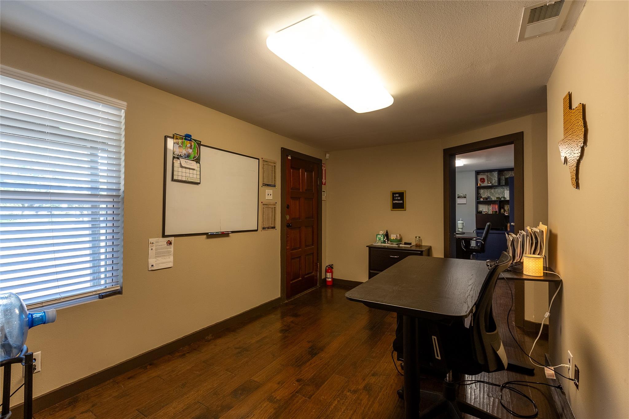 9086 Jollyville Rd, Austin, TX 78759