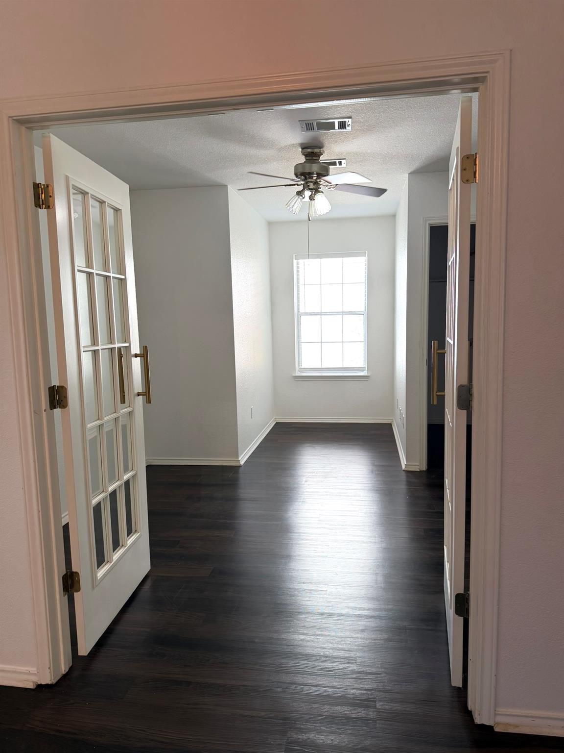 1747 Windy Park Cir, Round Rock, TX 78664