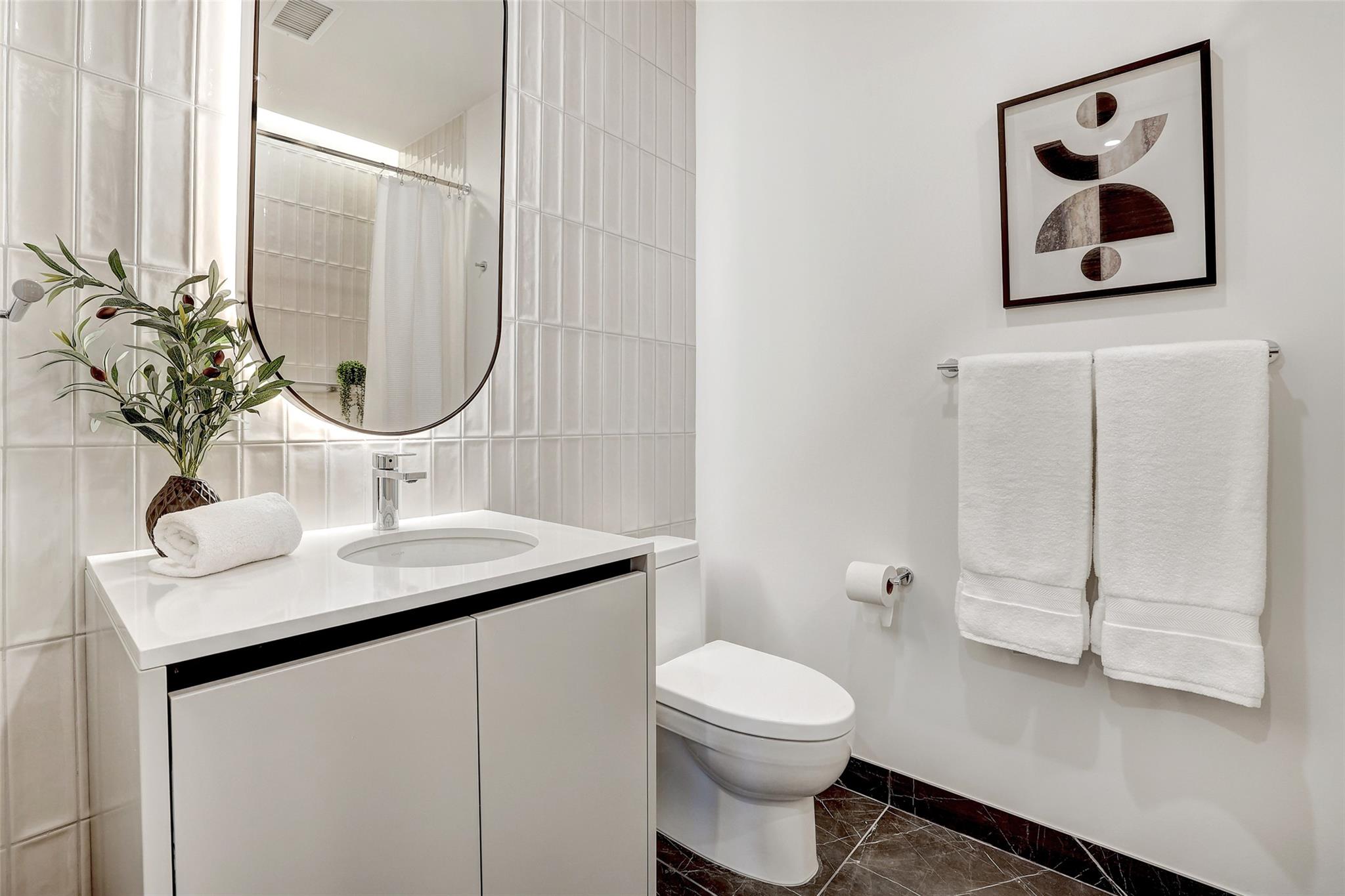 610 Davis St # 3008, Austin, TX 78701