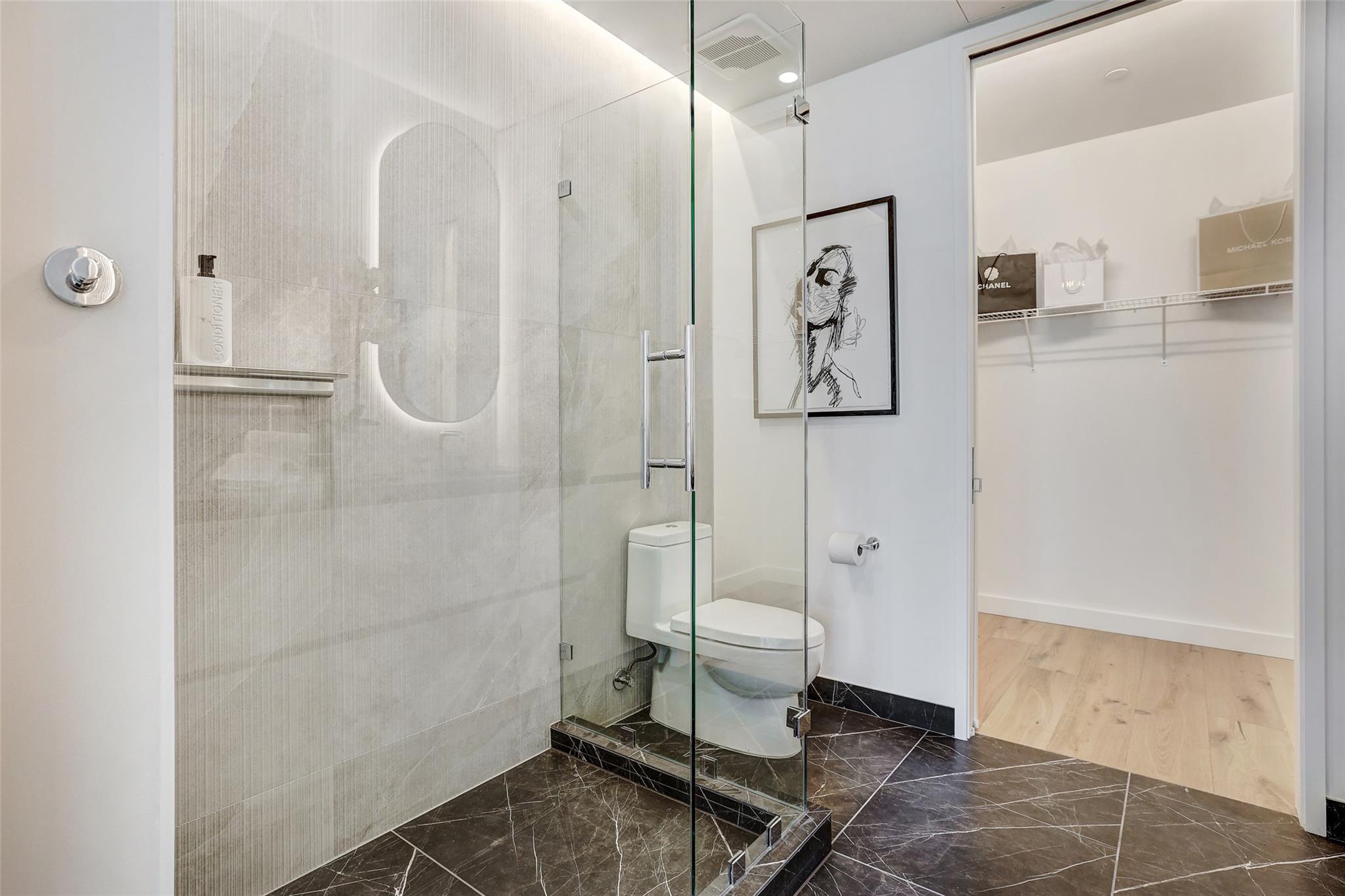 610 Davis St # 3008, Austin, TX 78701