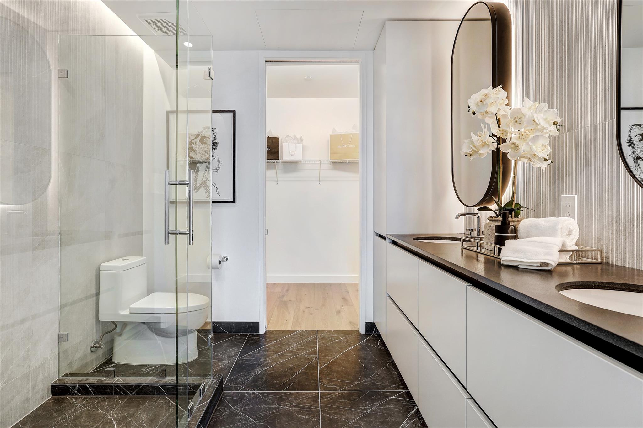 610 Davis St # 3008, Austin, TX 78701