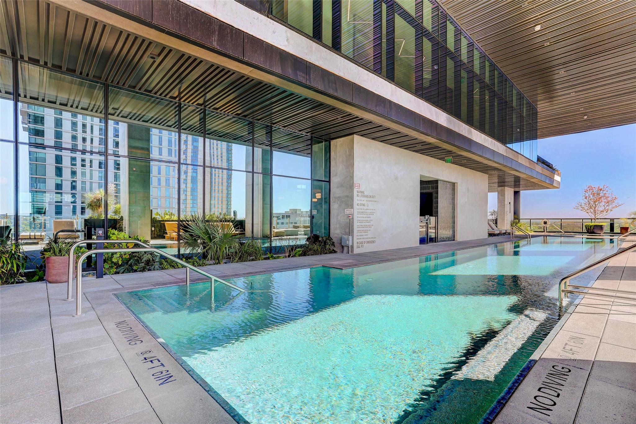 610 Davis St # 3008, Austin, TX 78701