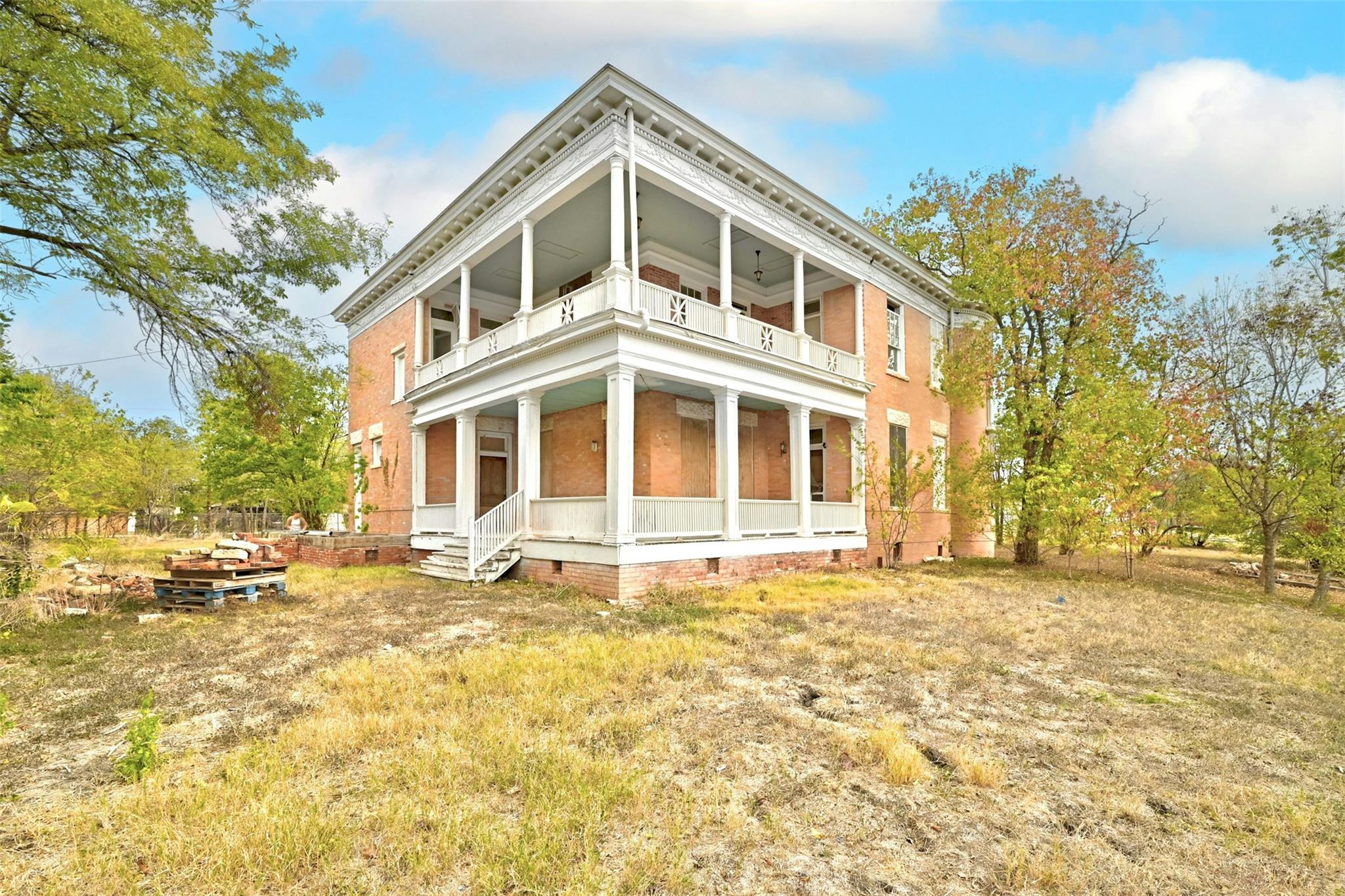 709 Lexington St, Manor, TX 78653