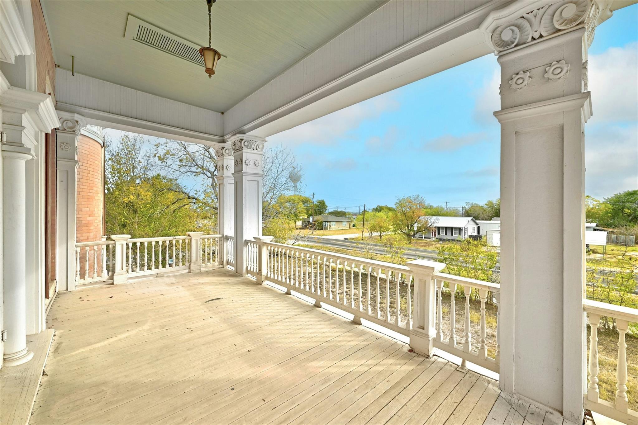 709 Lexington St, Manor, TX 78653