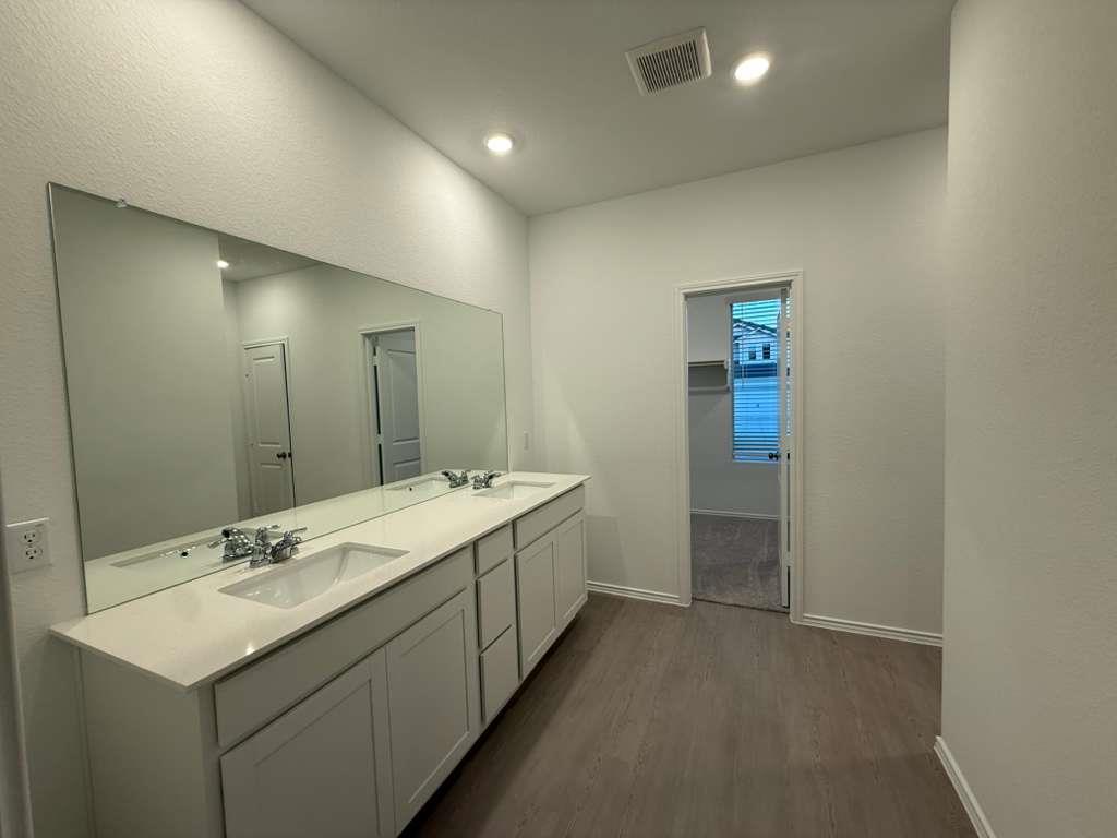 17704 Sage Thrasher Dr, Pflugerville, TX 78660