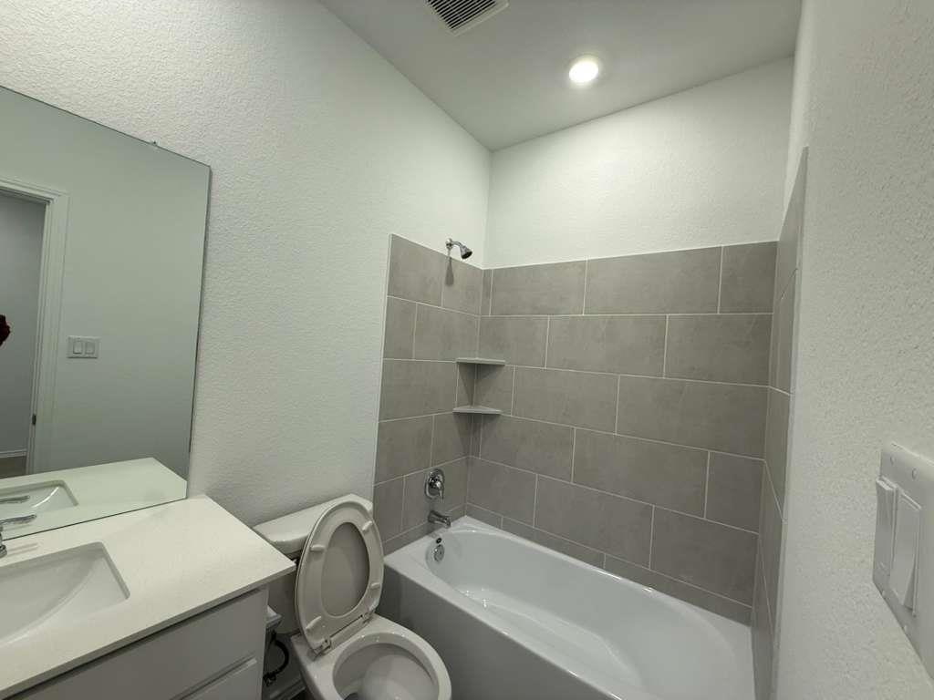 17704 Sage Thrasher Dr, Pflugerville, TX 78660