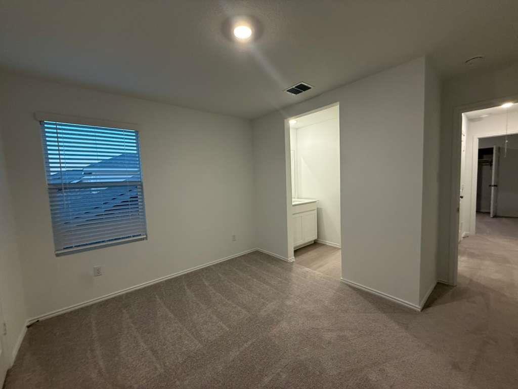 17704 Sage Thrasher Dr, Pflugerville, TX 78660