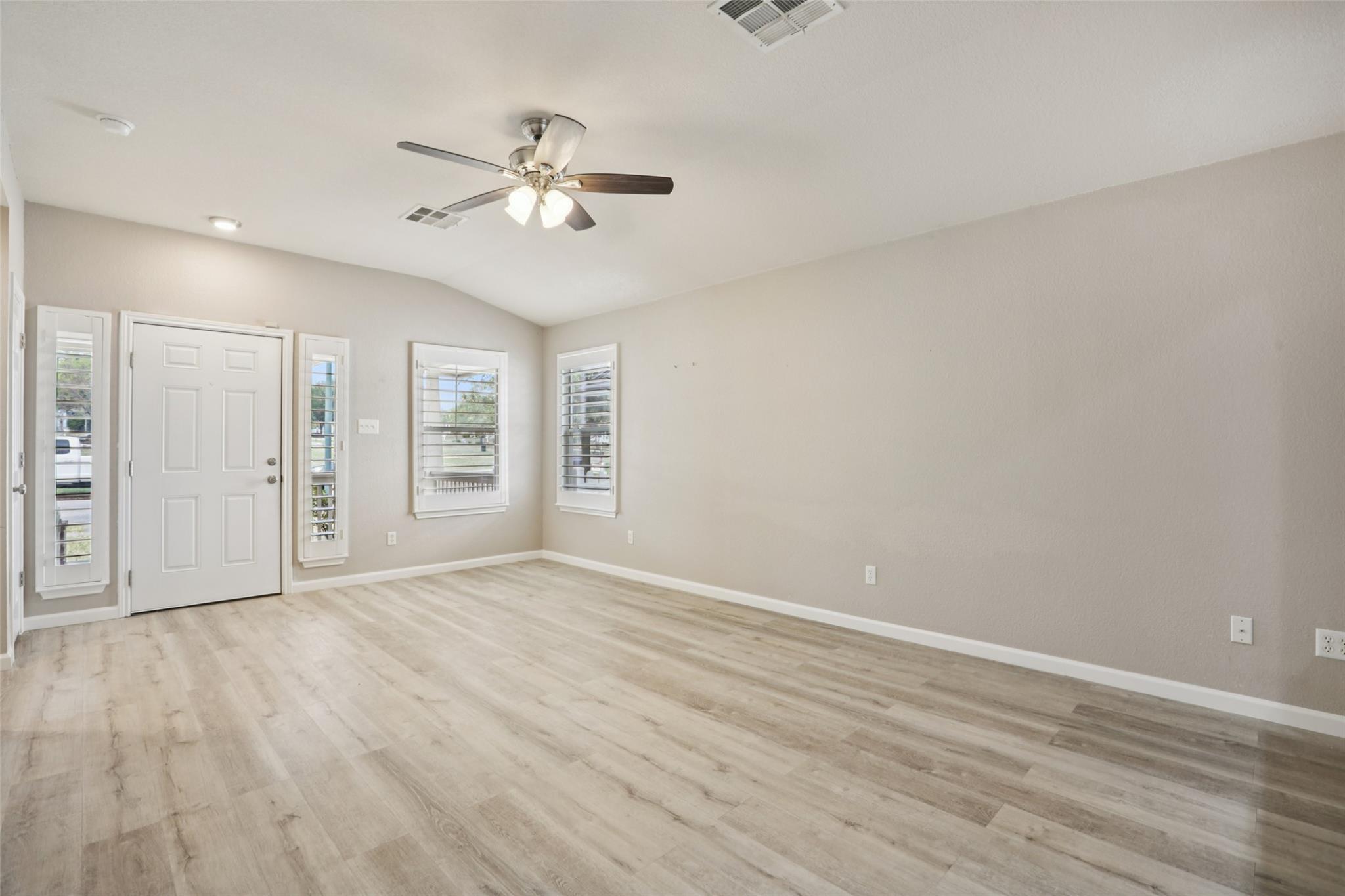 4937 Hartson, Kyle, TX 78640